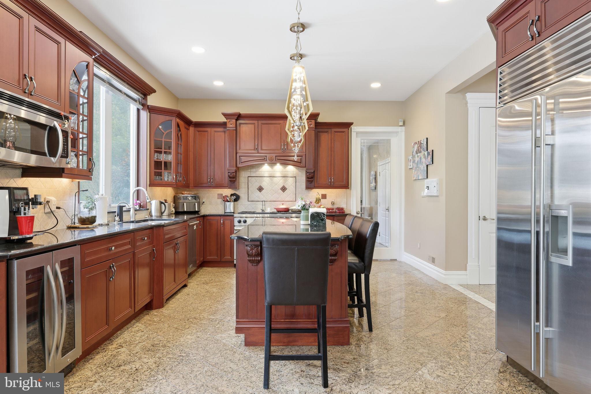 CHURCHVILLE MANOR - Residential