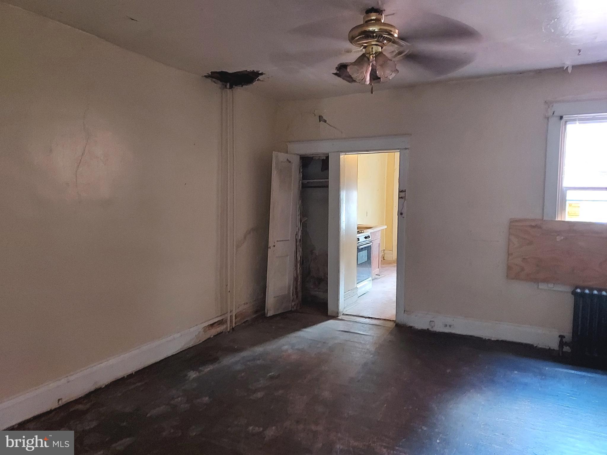 ARLINGTON - Residential