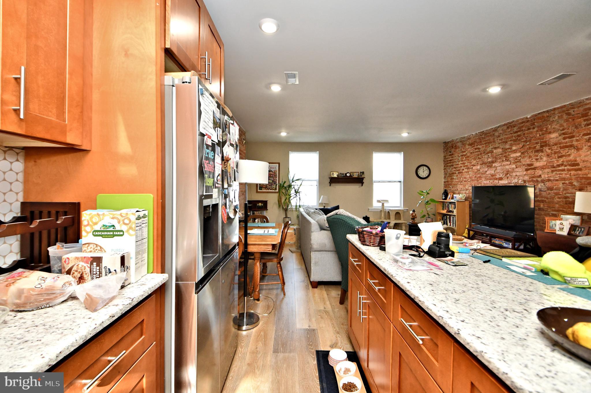 DICKINSON NARROWS - Residential Lease