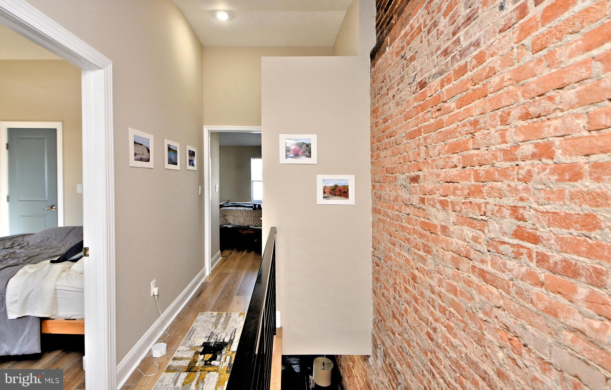 DICKINSON NARROWS - Residential Lease