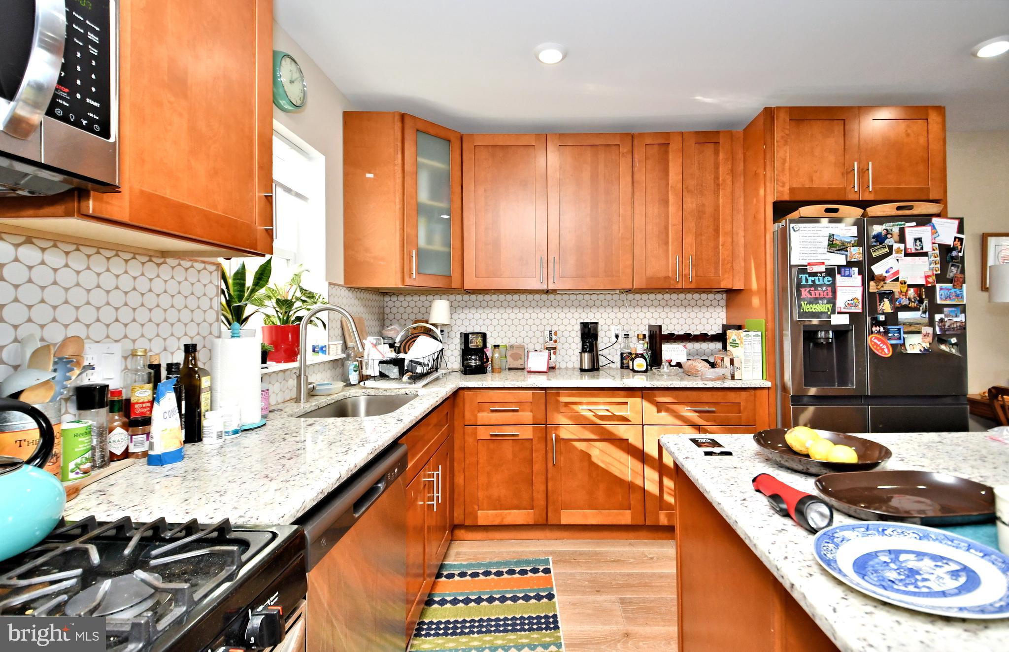 DICKINSON NARROWS - Residential Lease