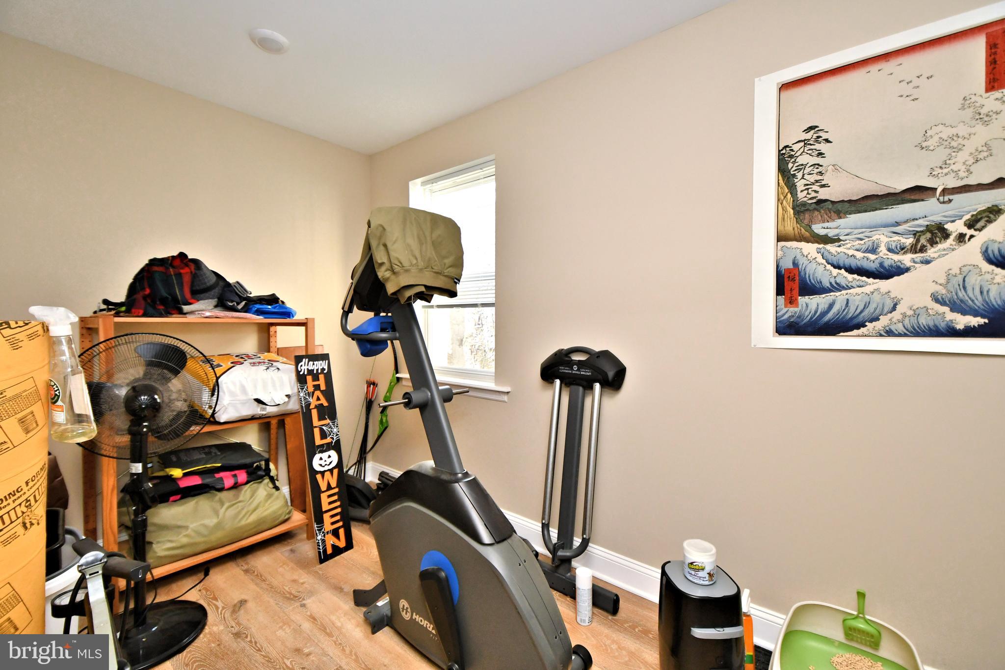 DICKINSON NARROWS - Residential Lease