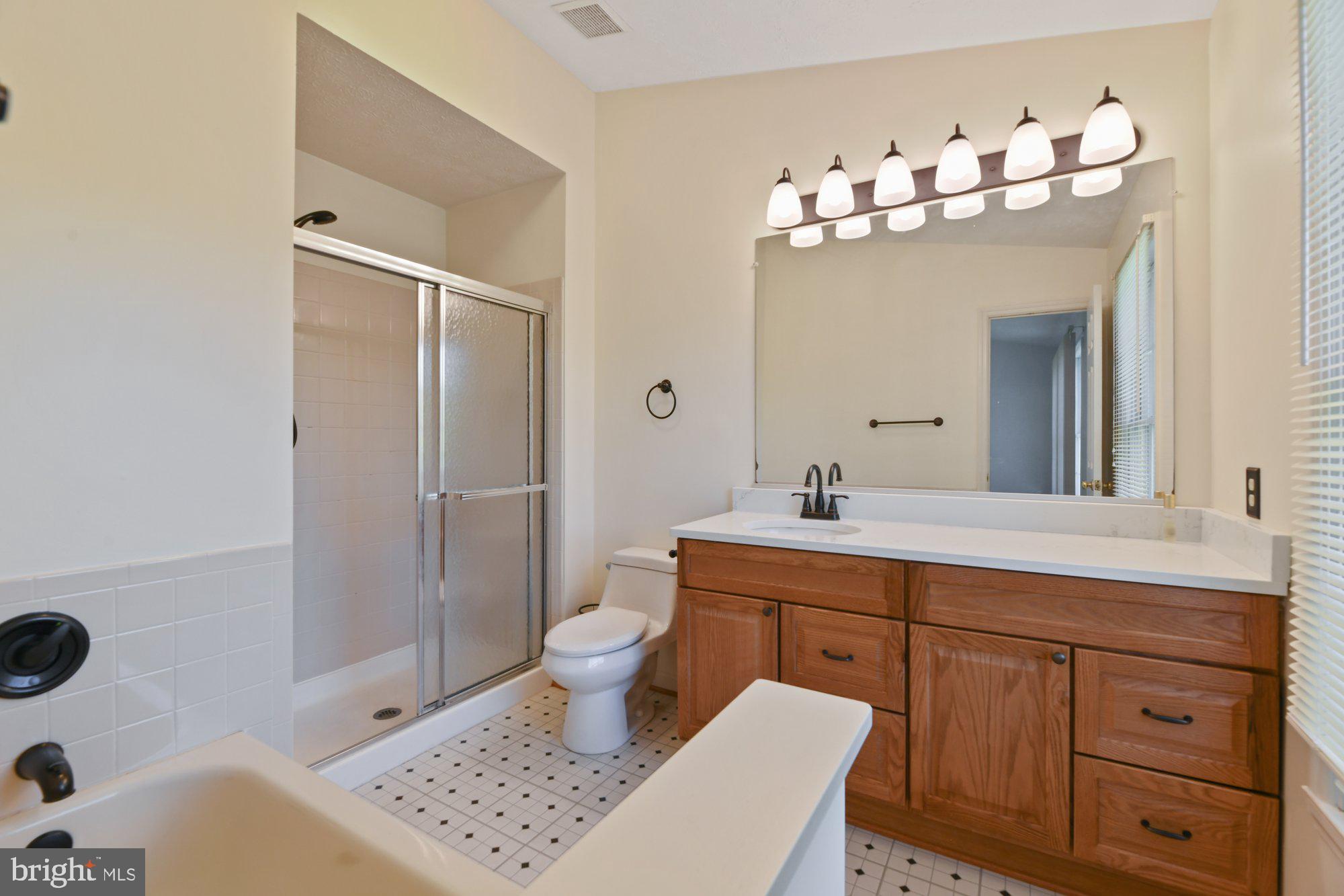 GREENSPRING EAST - Residential