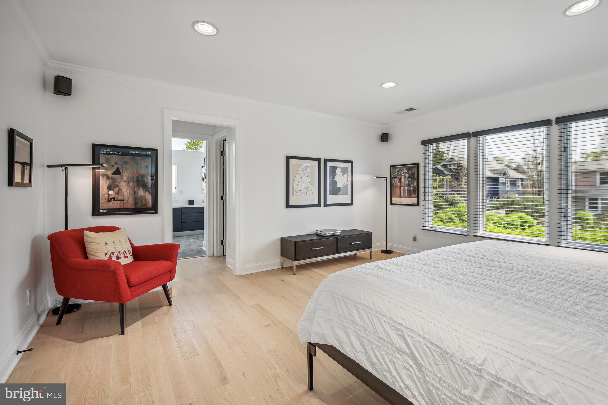 CHEVY CHASE - Residential