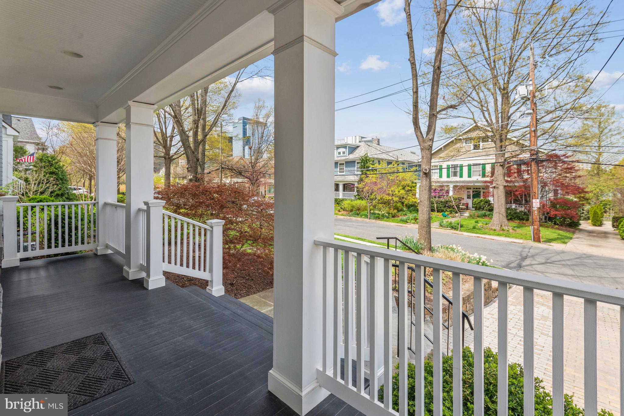 CHEVY CHASE - Residential