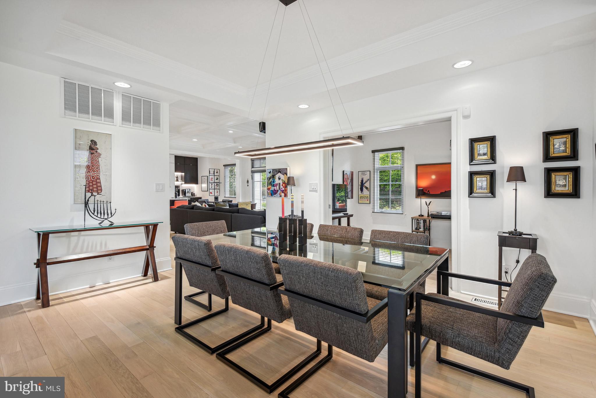 CHEVY CHASE - Residential