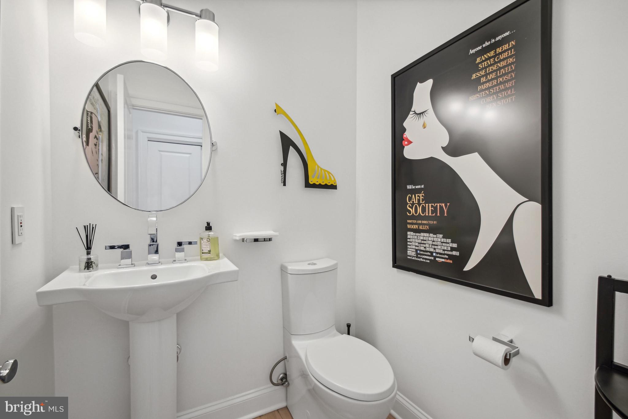 CHEVY CHASE - Residential