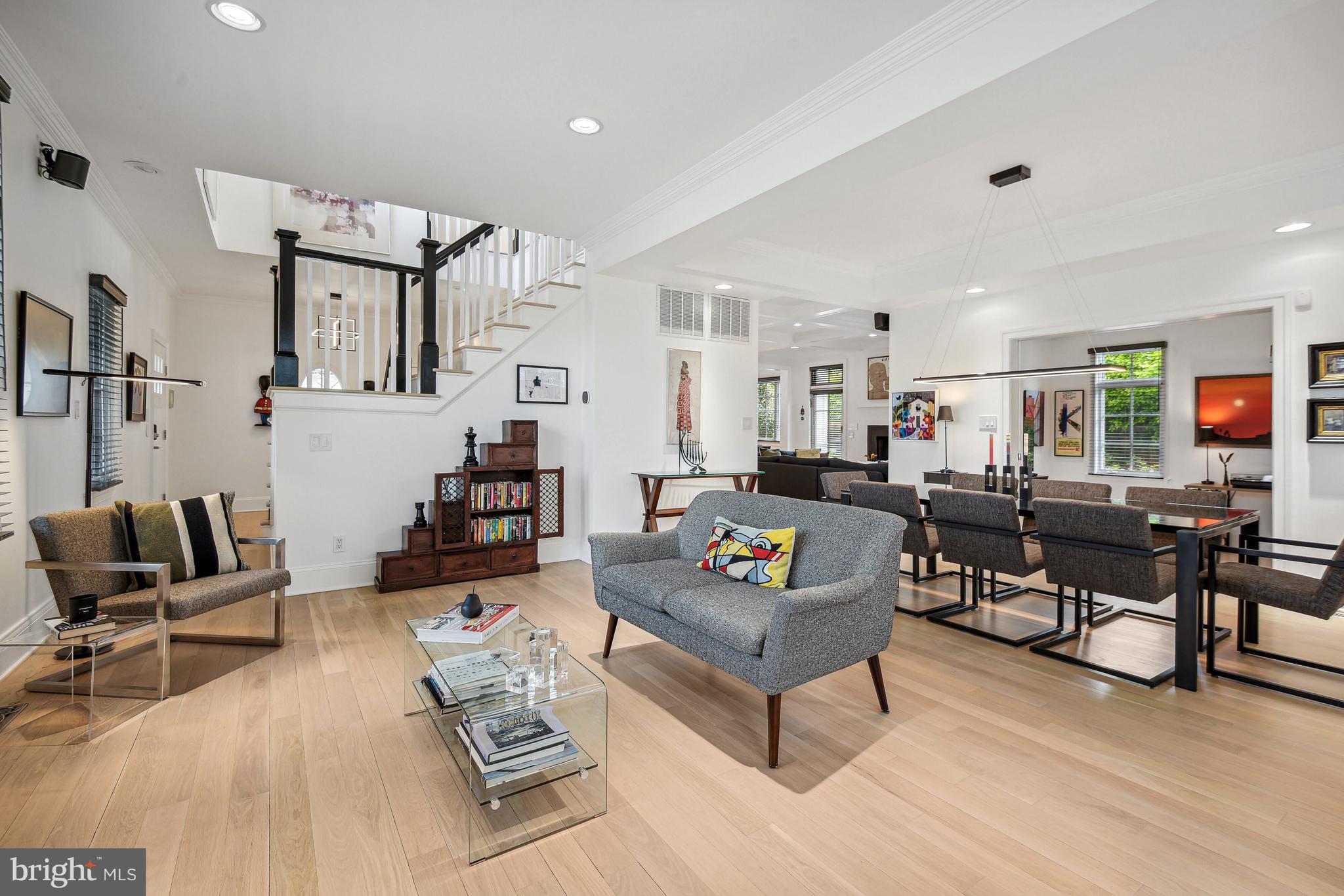 CHEVY CHASE - Residential