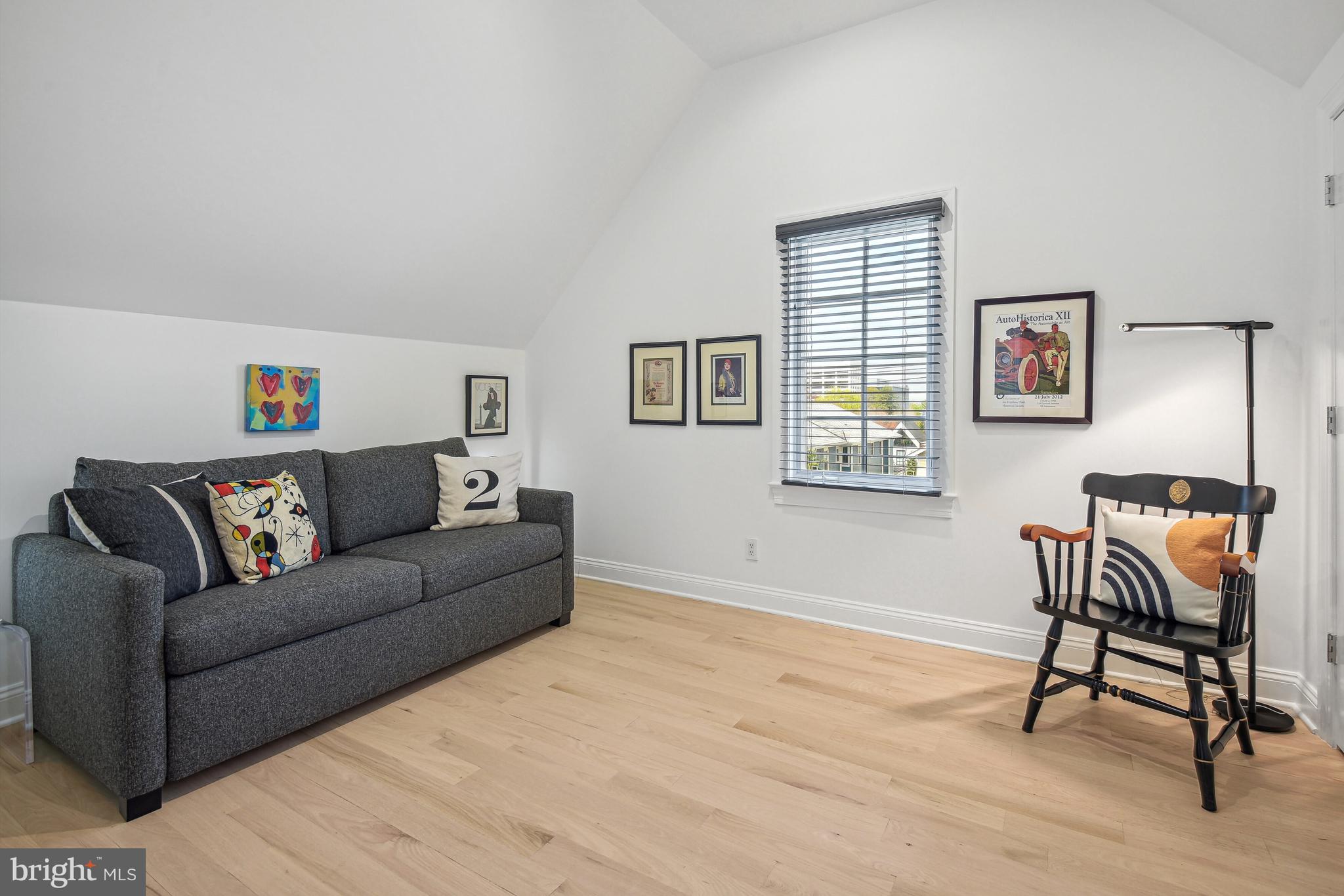 CHEVY CHASE - Residential