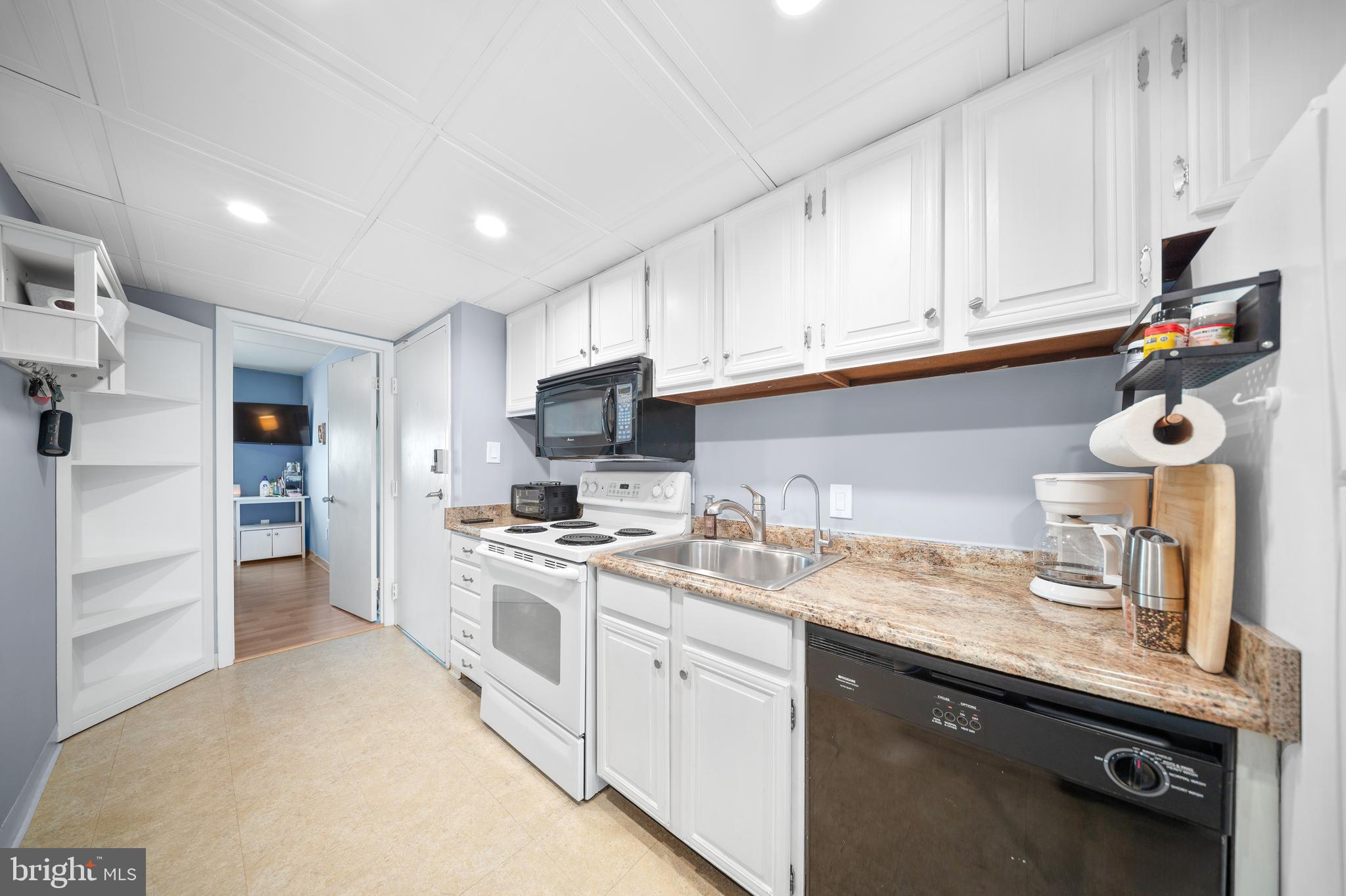 1201 ATLANTIC AVENUE 303