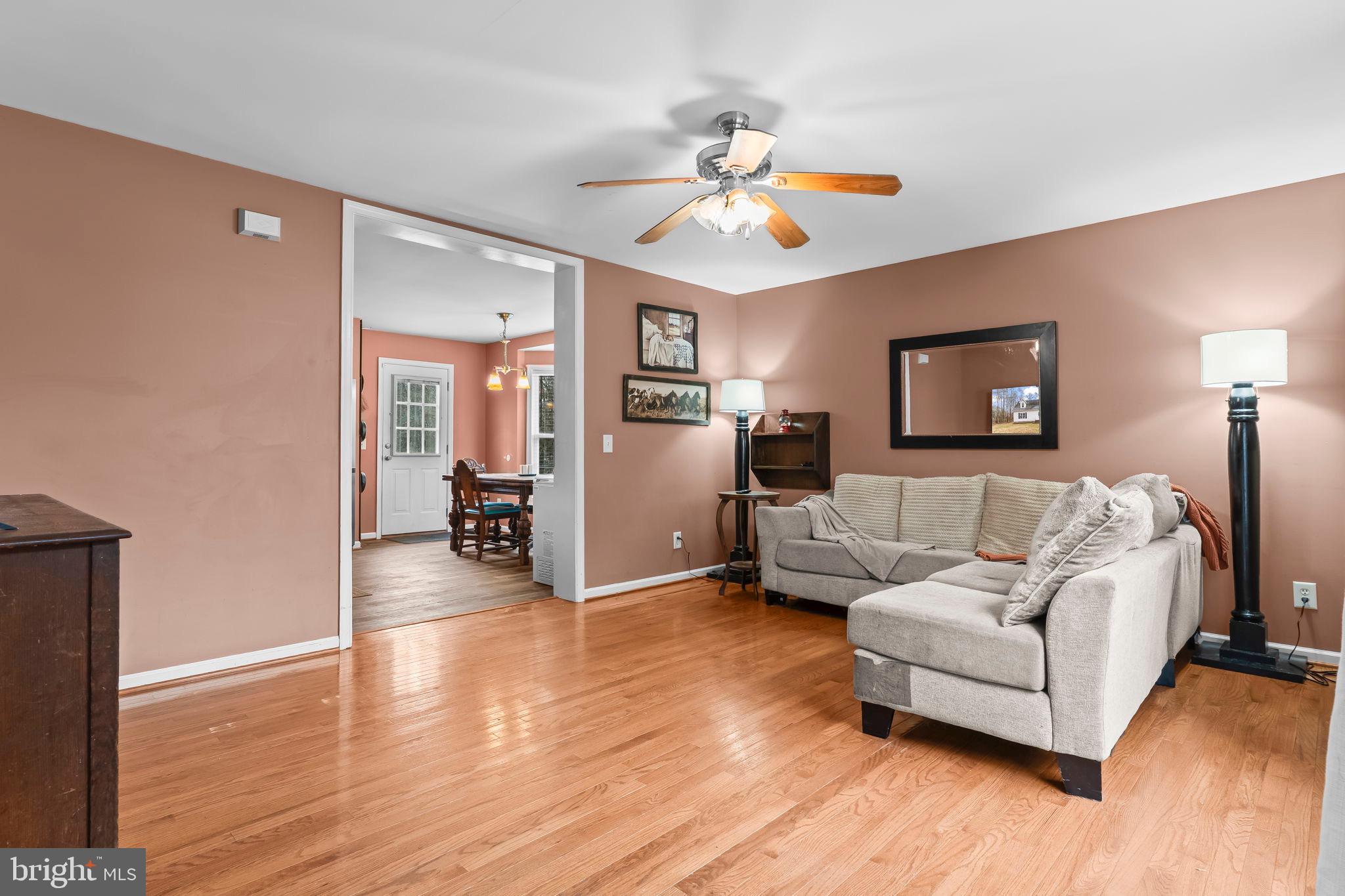 CAROLINE PINES - Residential