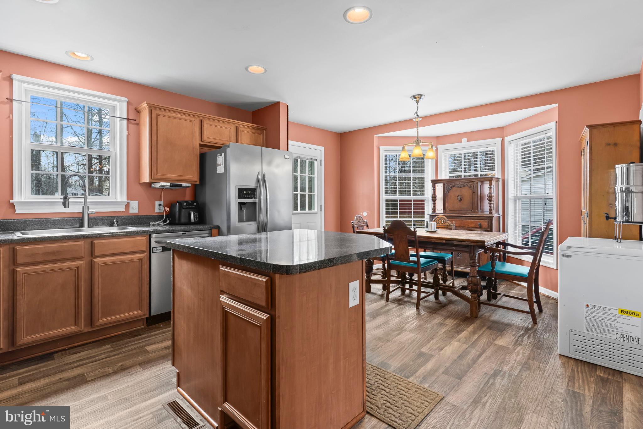 CAROLINE PINES - Residential