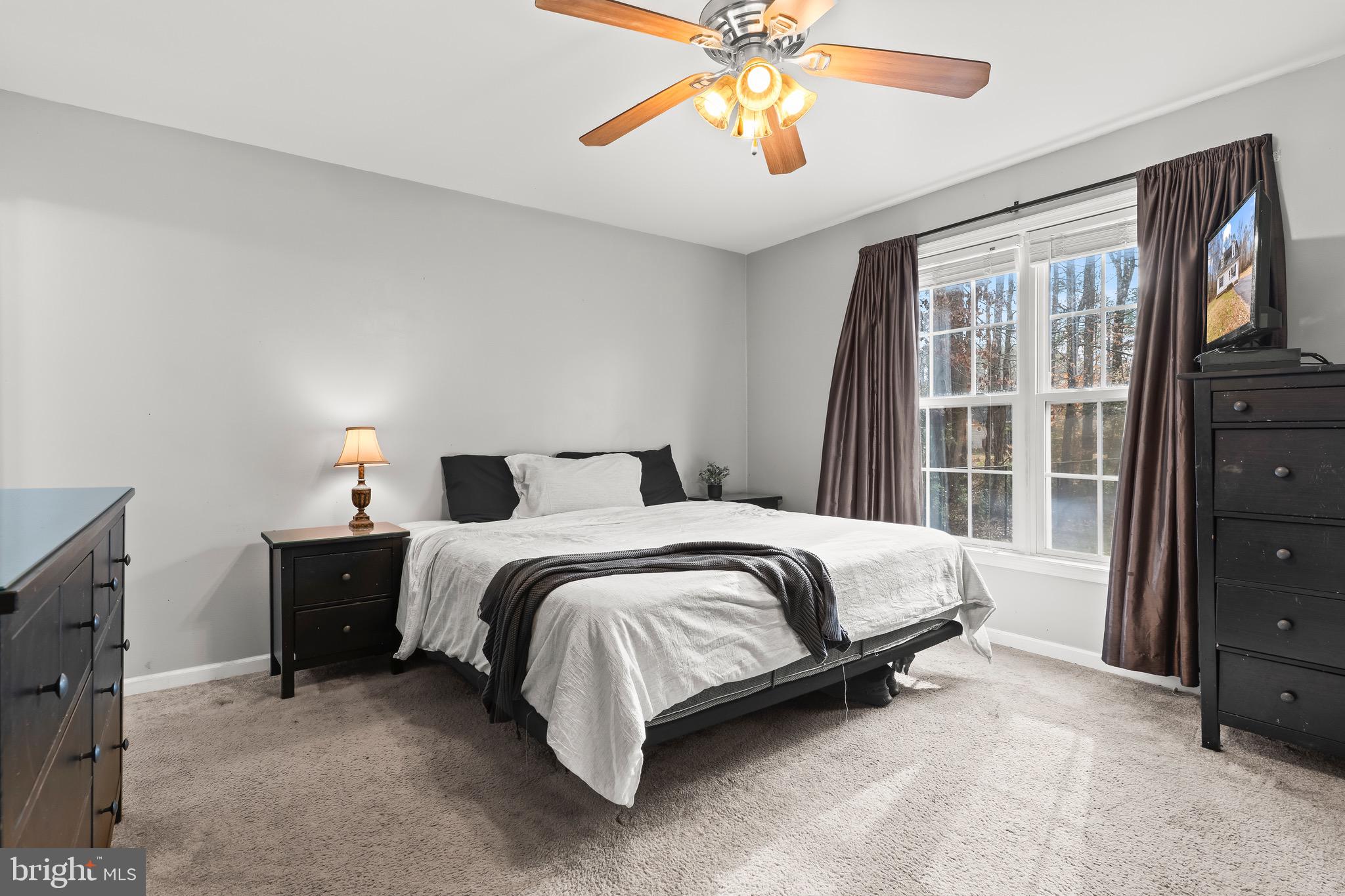 CAROLINE PINES - Residential