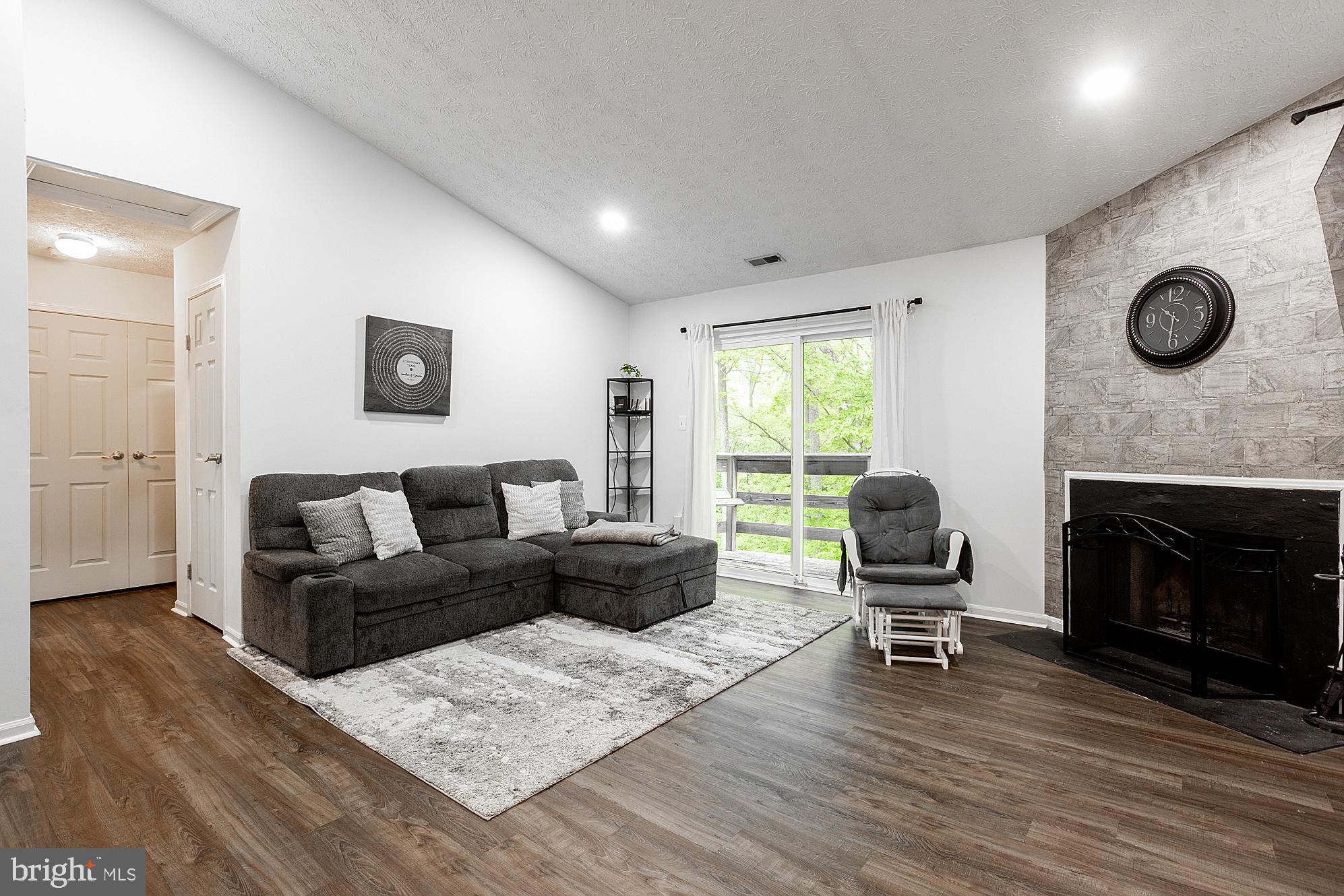 VILLAGE OF HICKORY RIDGE - Residential