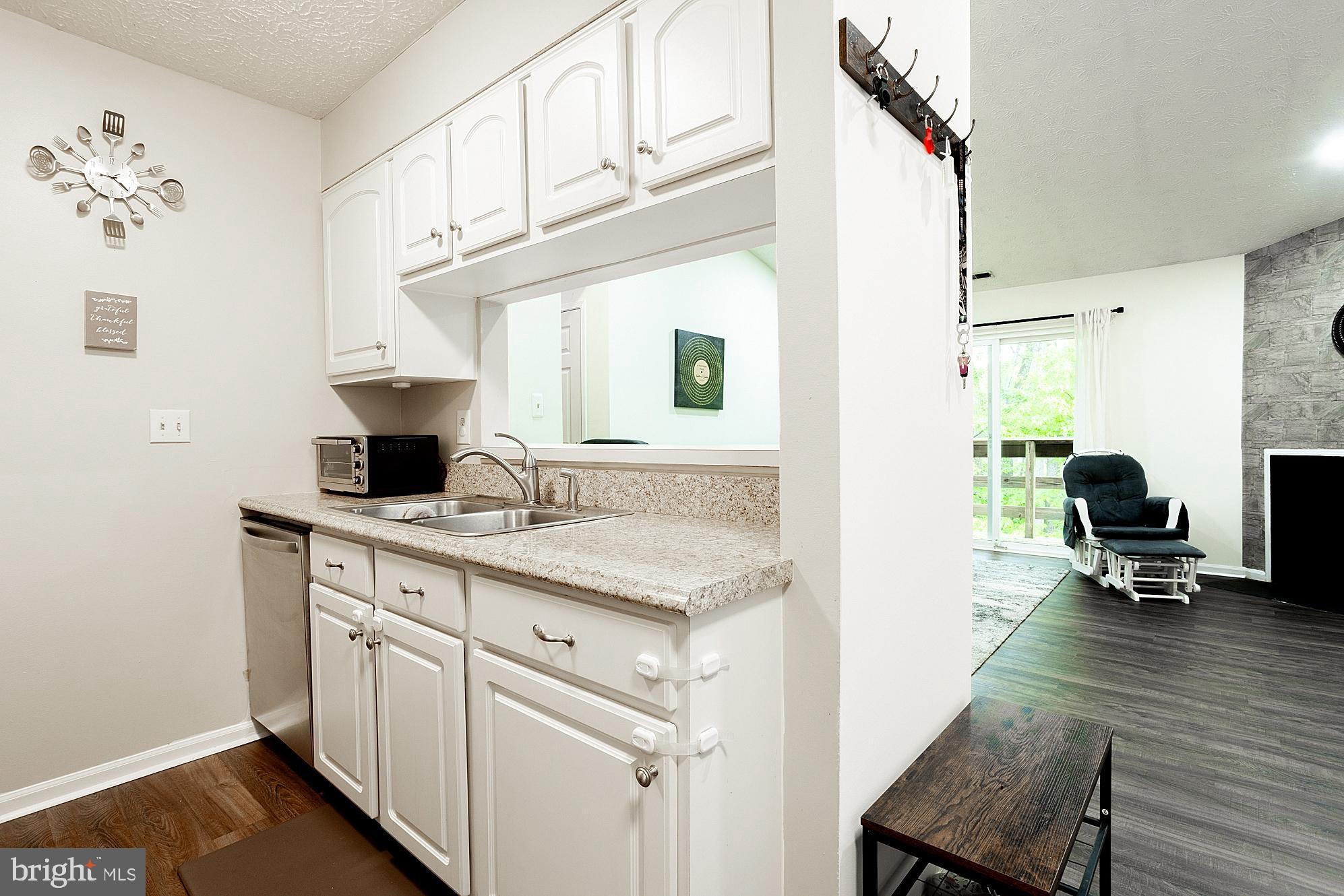 VILLAGE OF HICKORY RIDGE - Residential