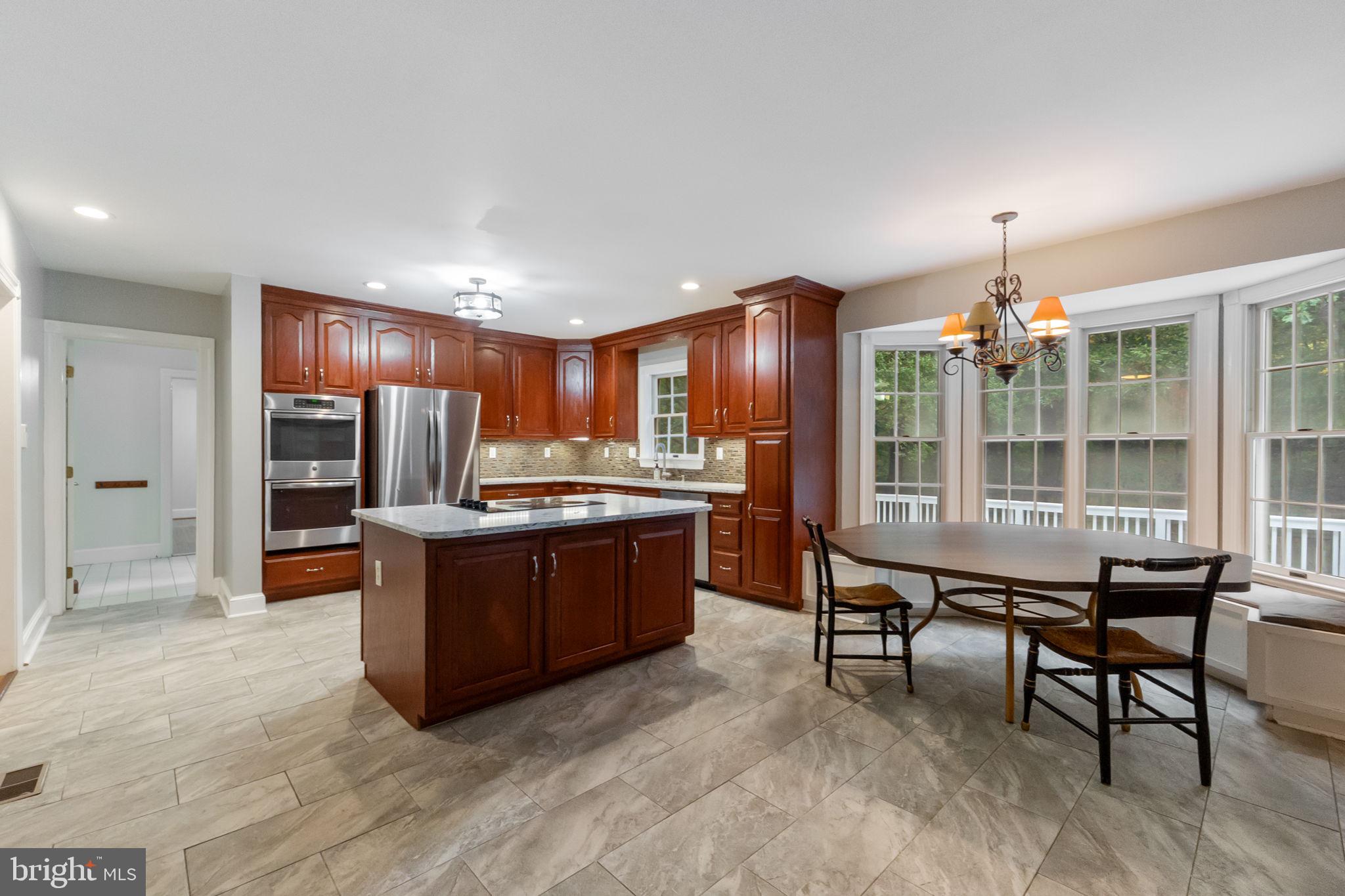 7720 LOCUST PLACE