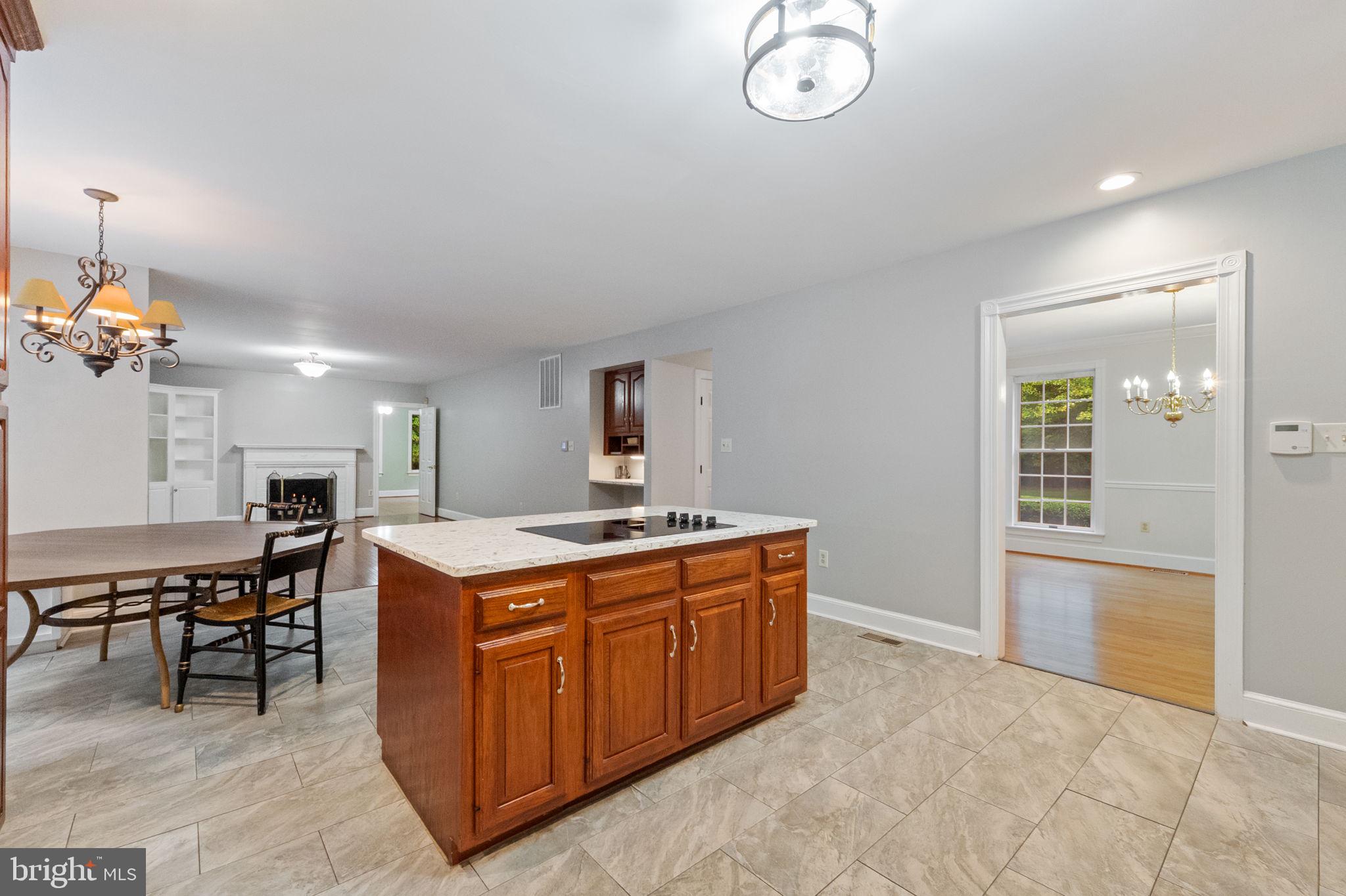 7720 LOCUST PLACE