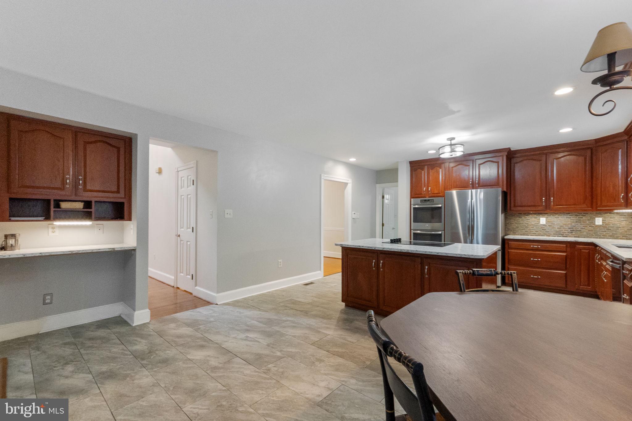 7720 LOCUST PLACE