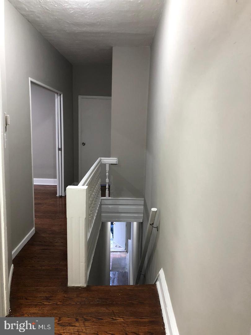 819 E ALLEGHENY AVENUE 2ND FLOOR