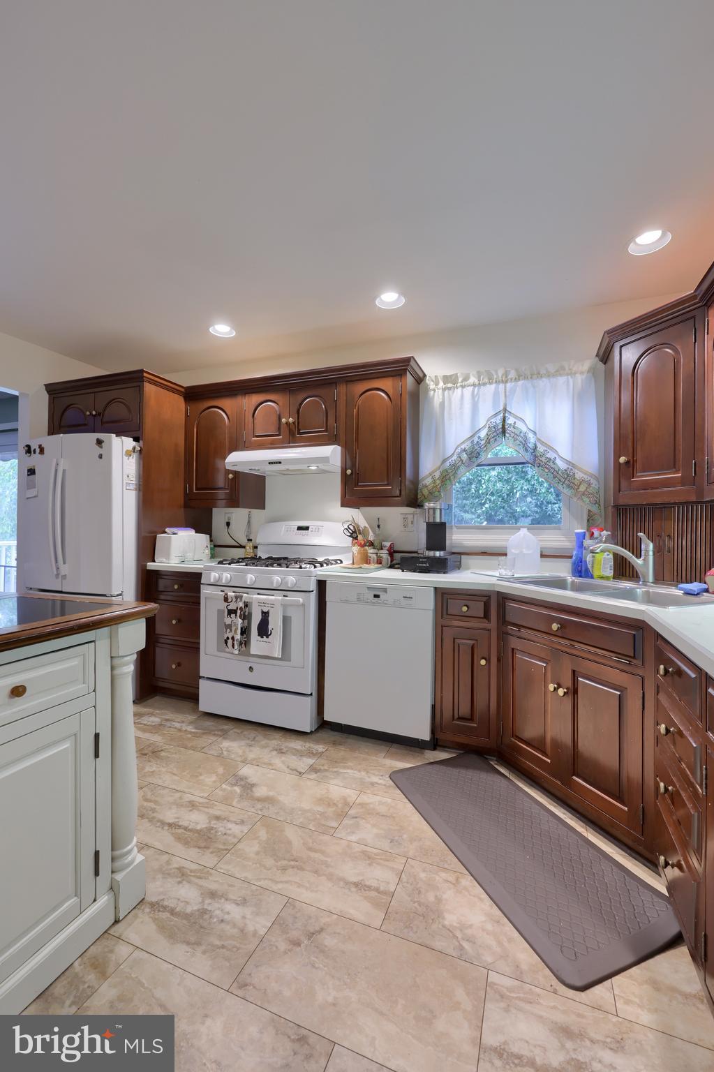 PROVIDENCE TWP - Residential