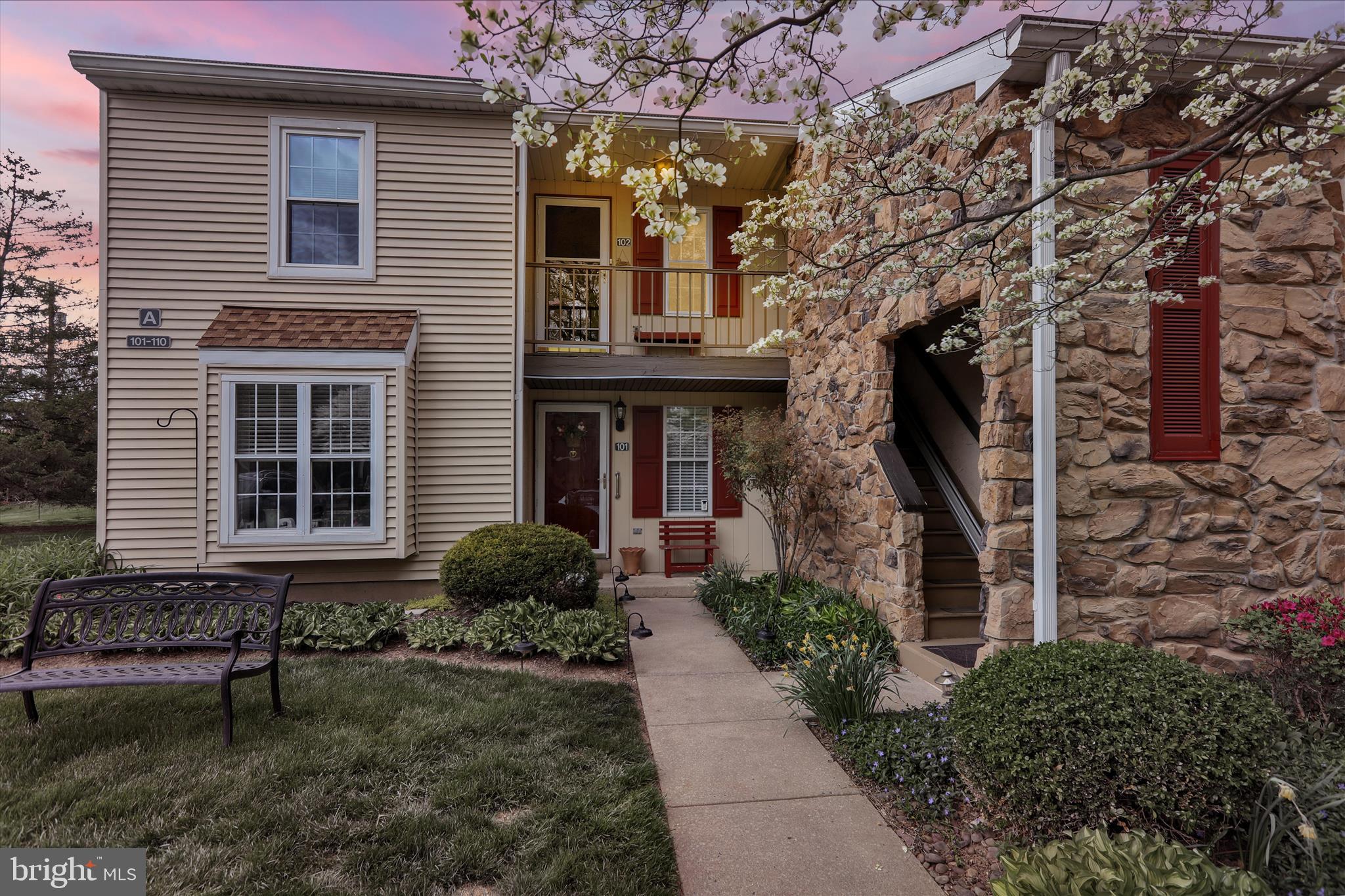 102 VALLEY GREENE CIRCLE