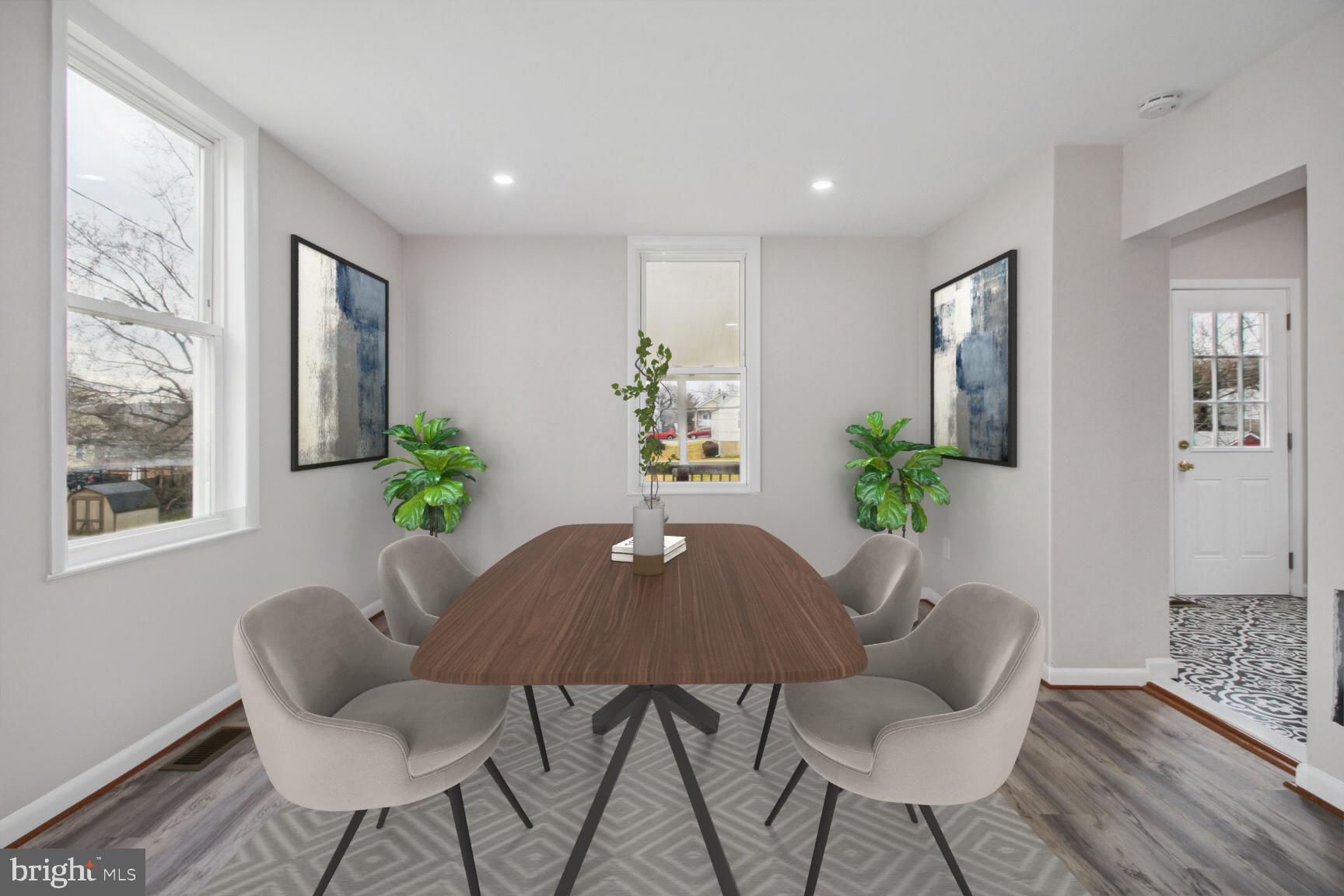 BROAD ACRES - Residential