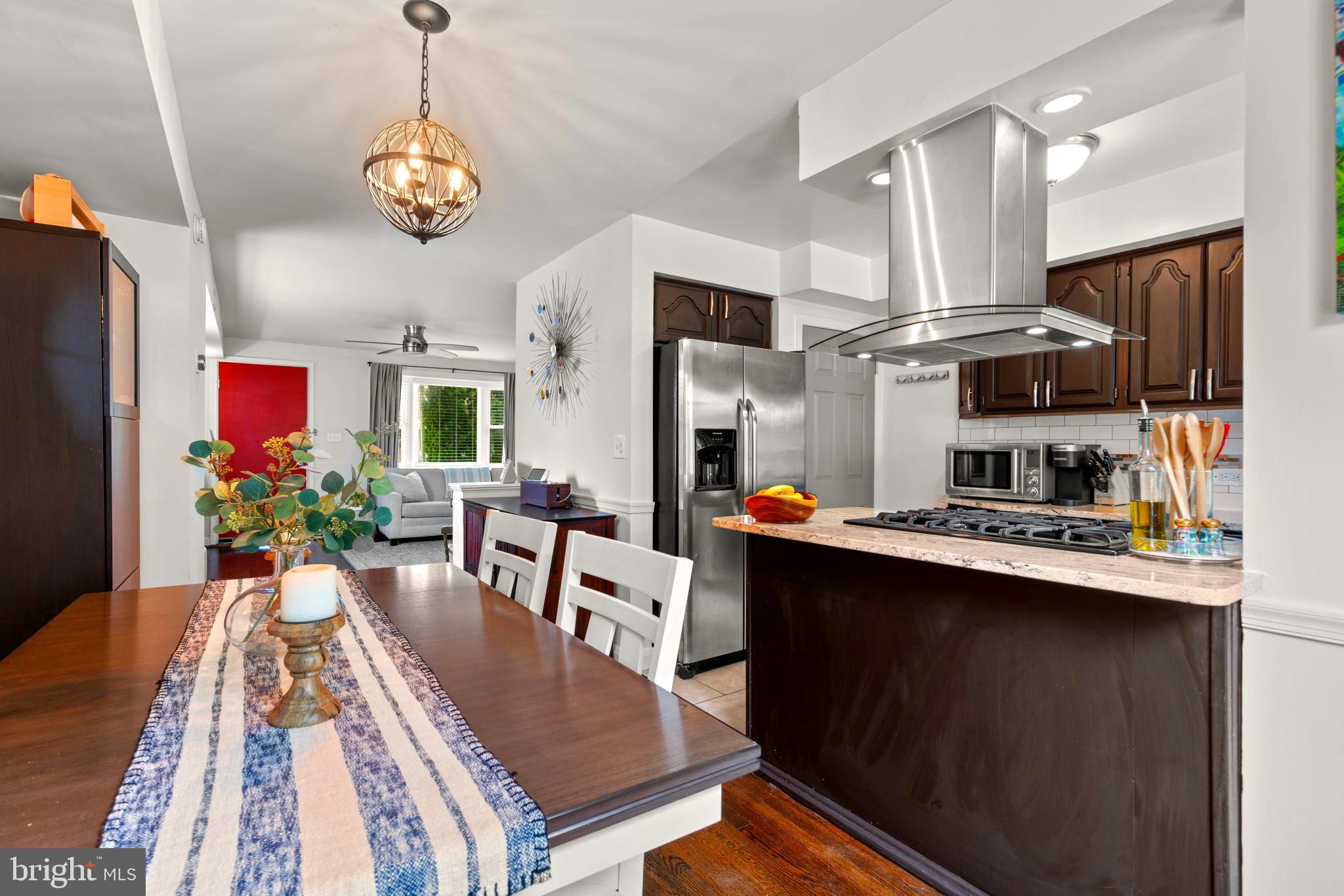 ARBOUR MANOR - Residential