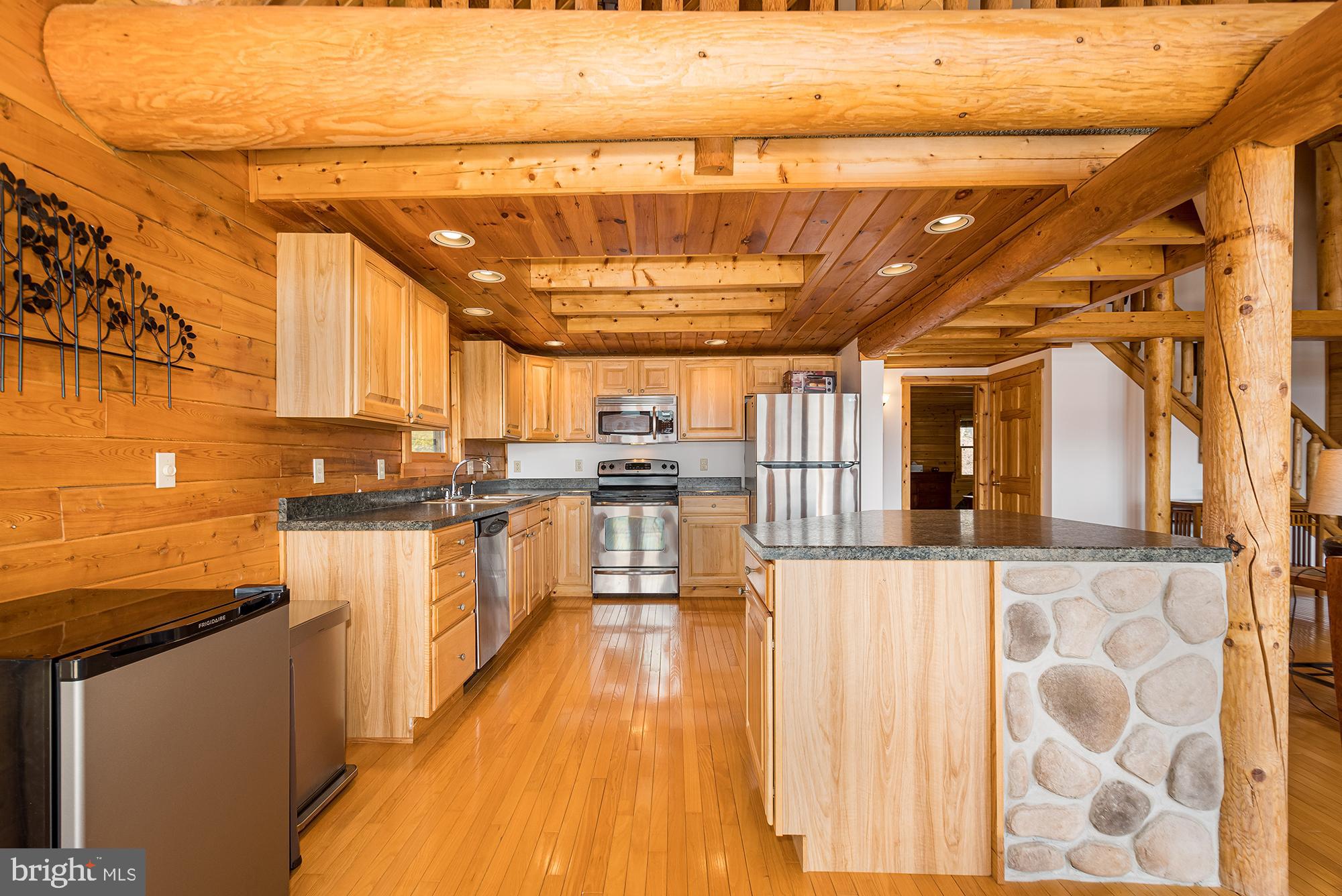 PARADISE HEIGHTS - Residential