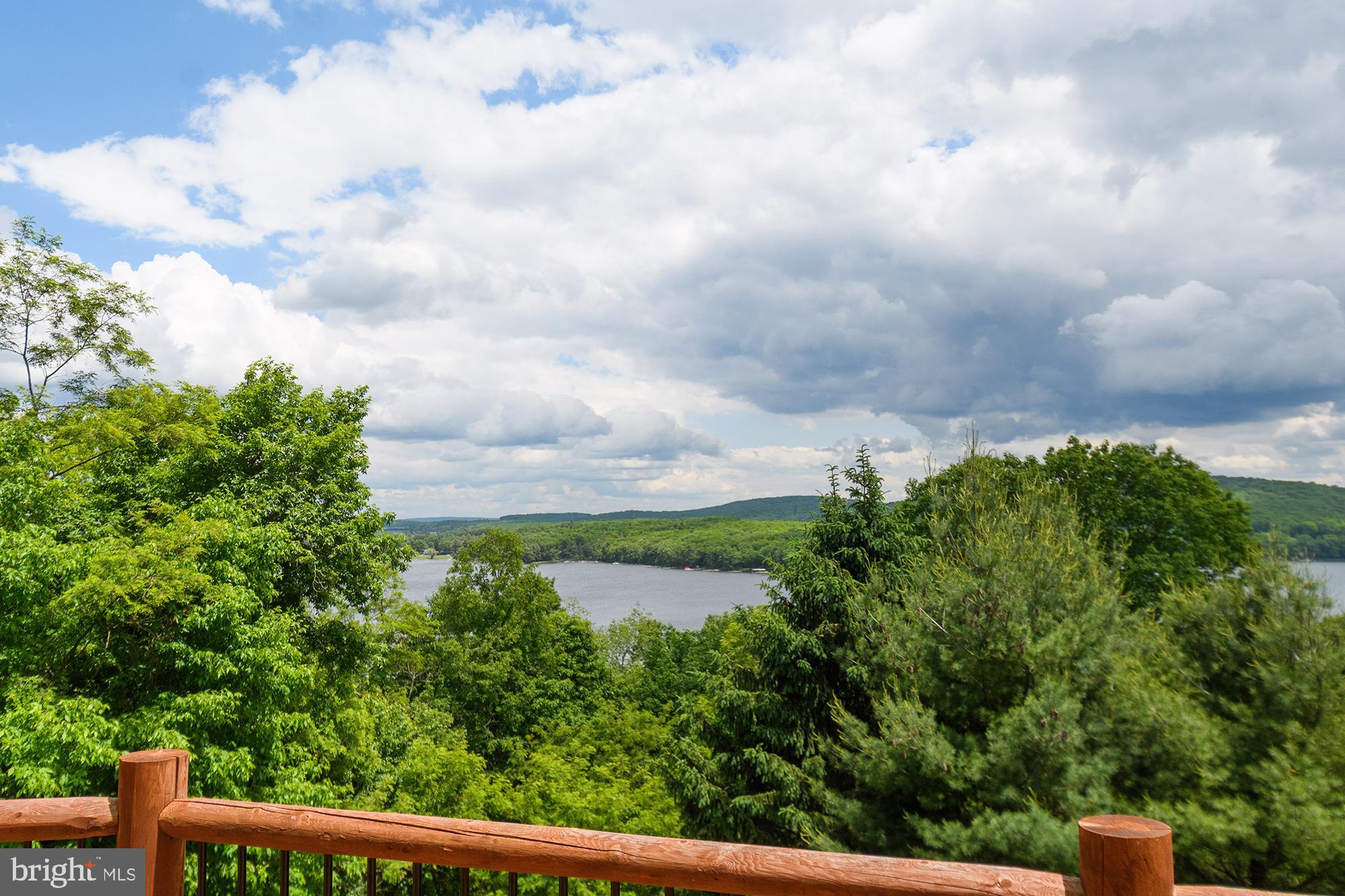 PARADISE HEIGHTS - Residential