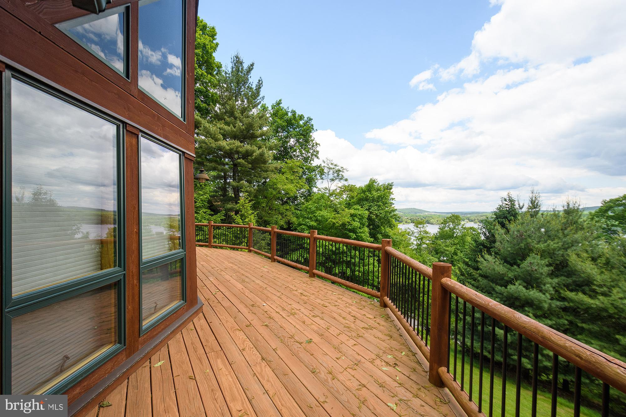 PARADISE HEIGHTS - Residential