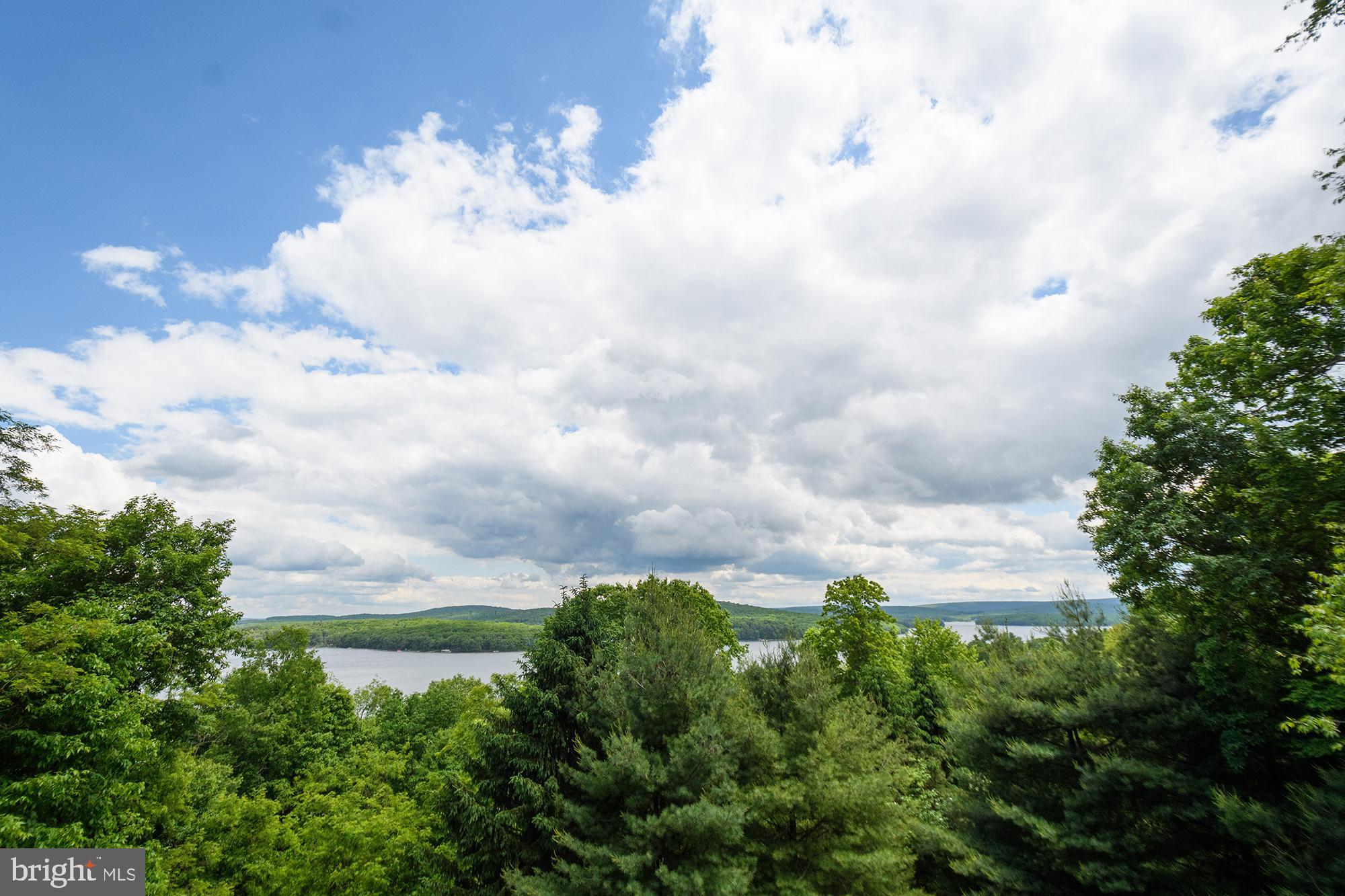 PARADISE HEIGHTS - Residential