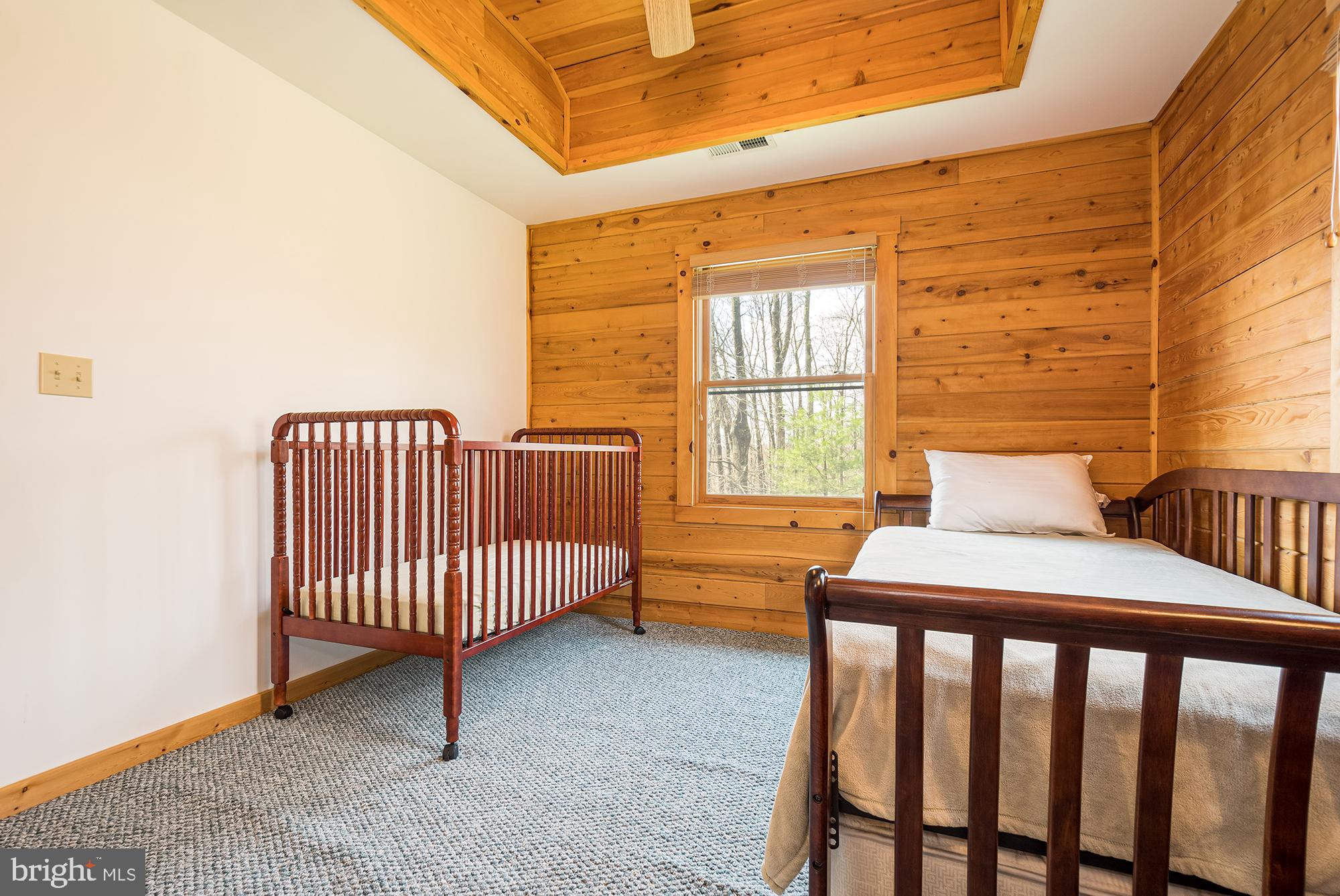 PARADISE HEIGHTS - Residential