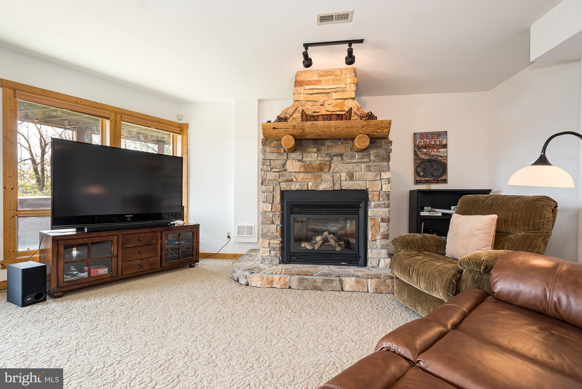 PARADISE HEIGHTS - Residential