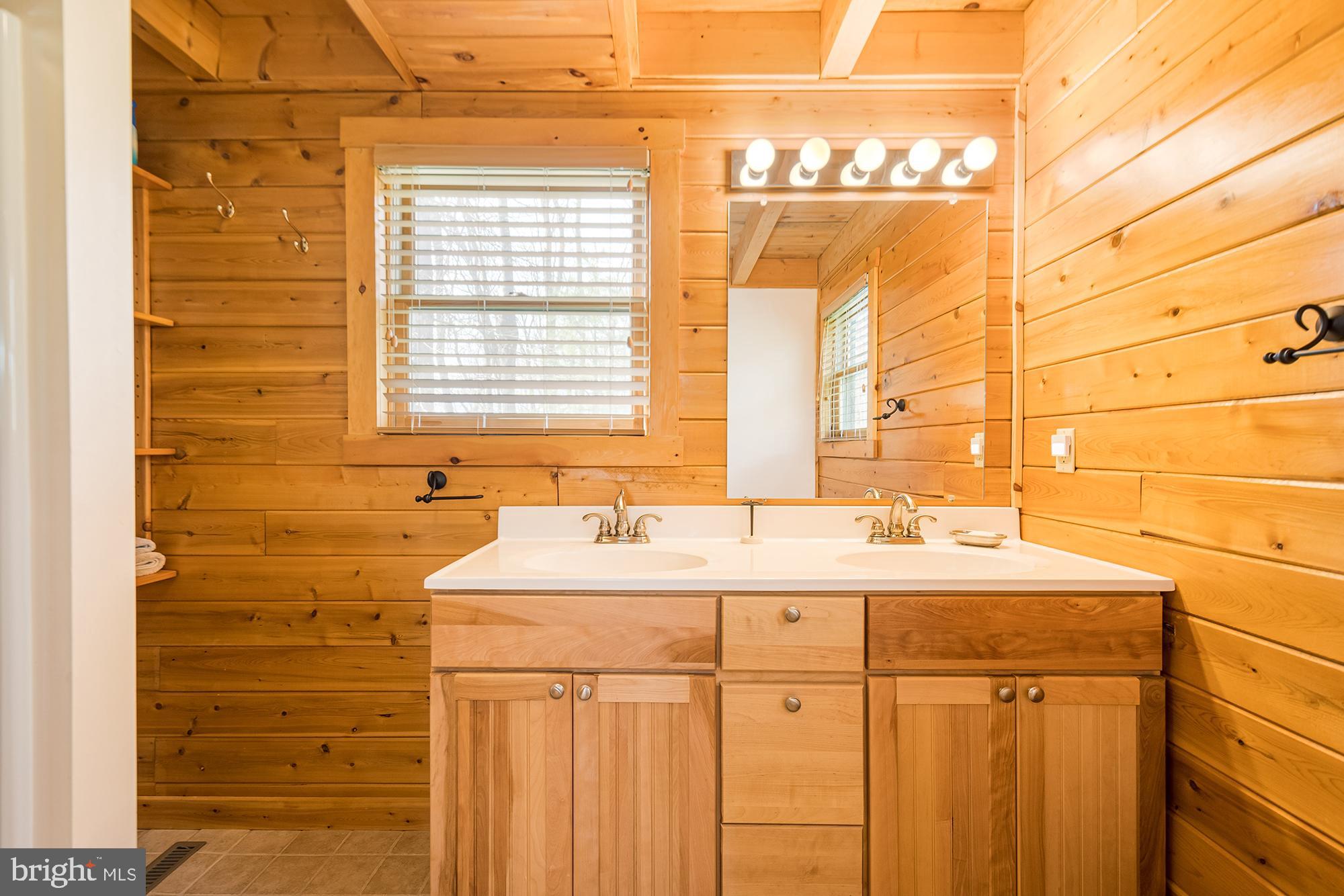 PARADISE HEIGHTS - Residential