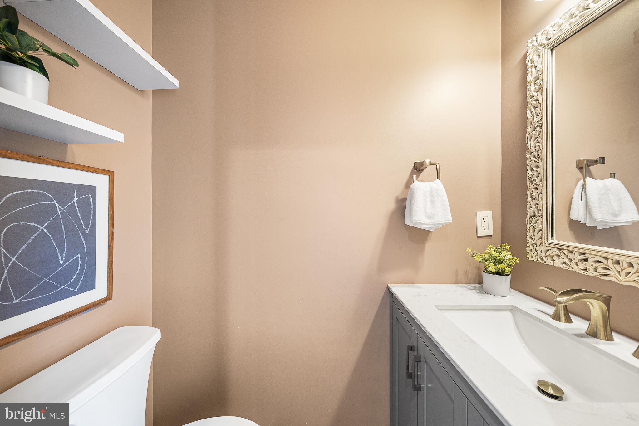 HUNTER OAKS TOWNHOUSES - Residential