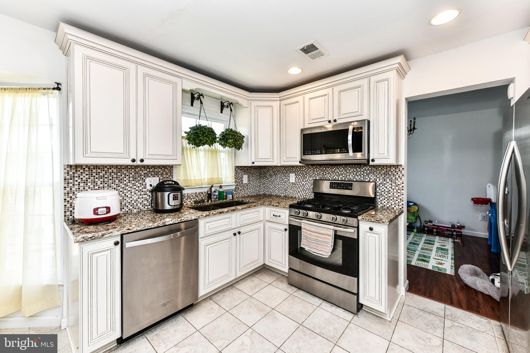 NEWGATE - Residential Lease