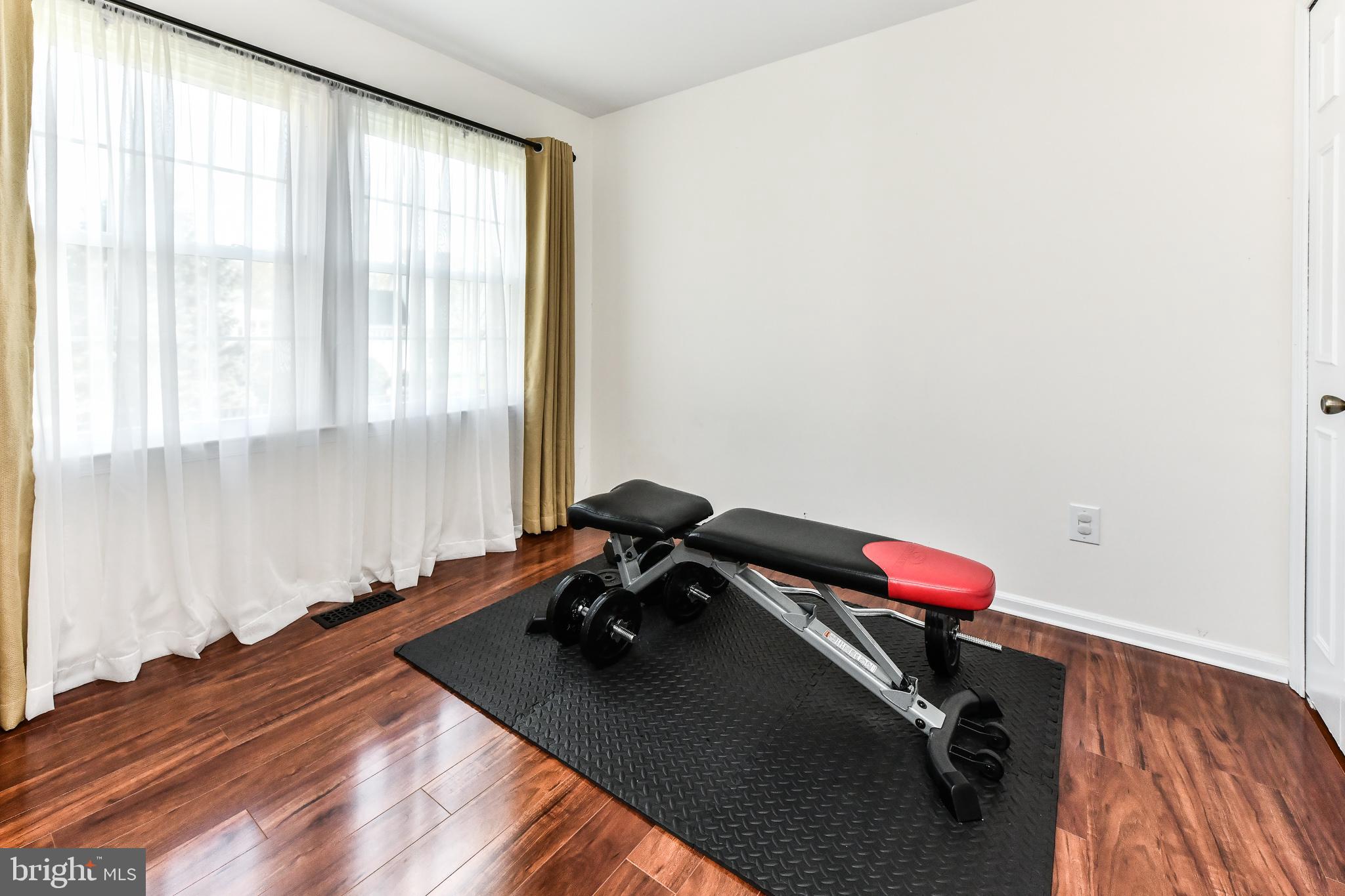 NEWGATE - Residential Lease