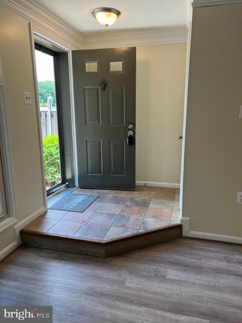 STONINGTON CONDOMINIUMS - Residential Lease