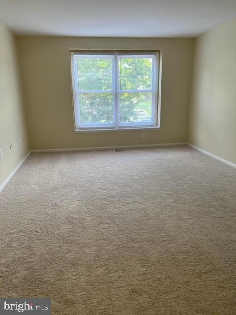 STONINGTON CONDOMINIUMS - Residential Lease