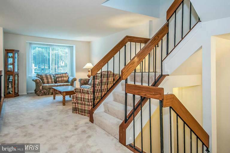 LAKE RIDGE - Residential Lease