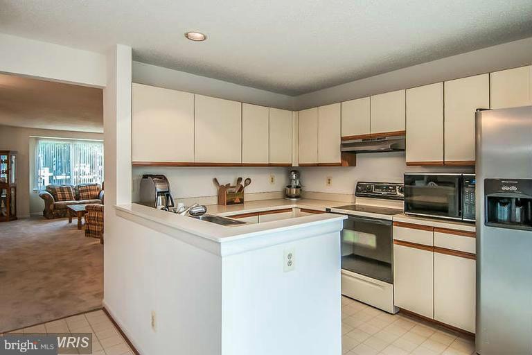 LAKE RIDGE - Residential Lease