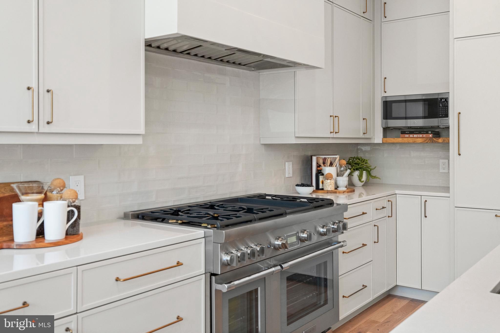 DUPONT CIRCLE - Residential