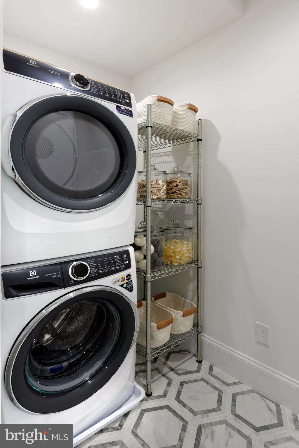 DUPONT CIRCLE - Residential