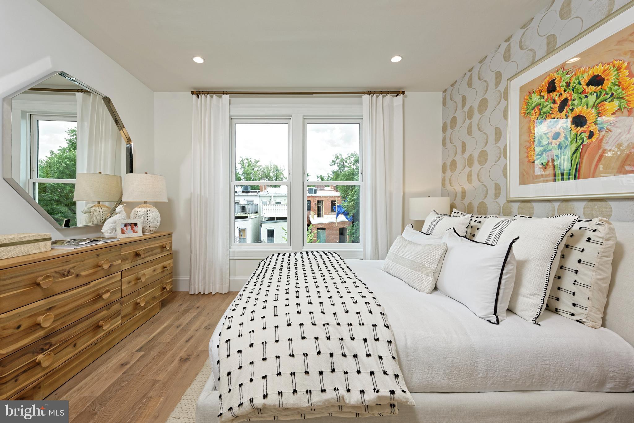 DUPONT CIRCLE - Residential