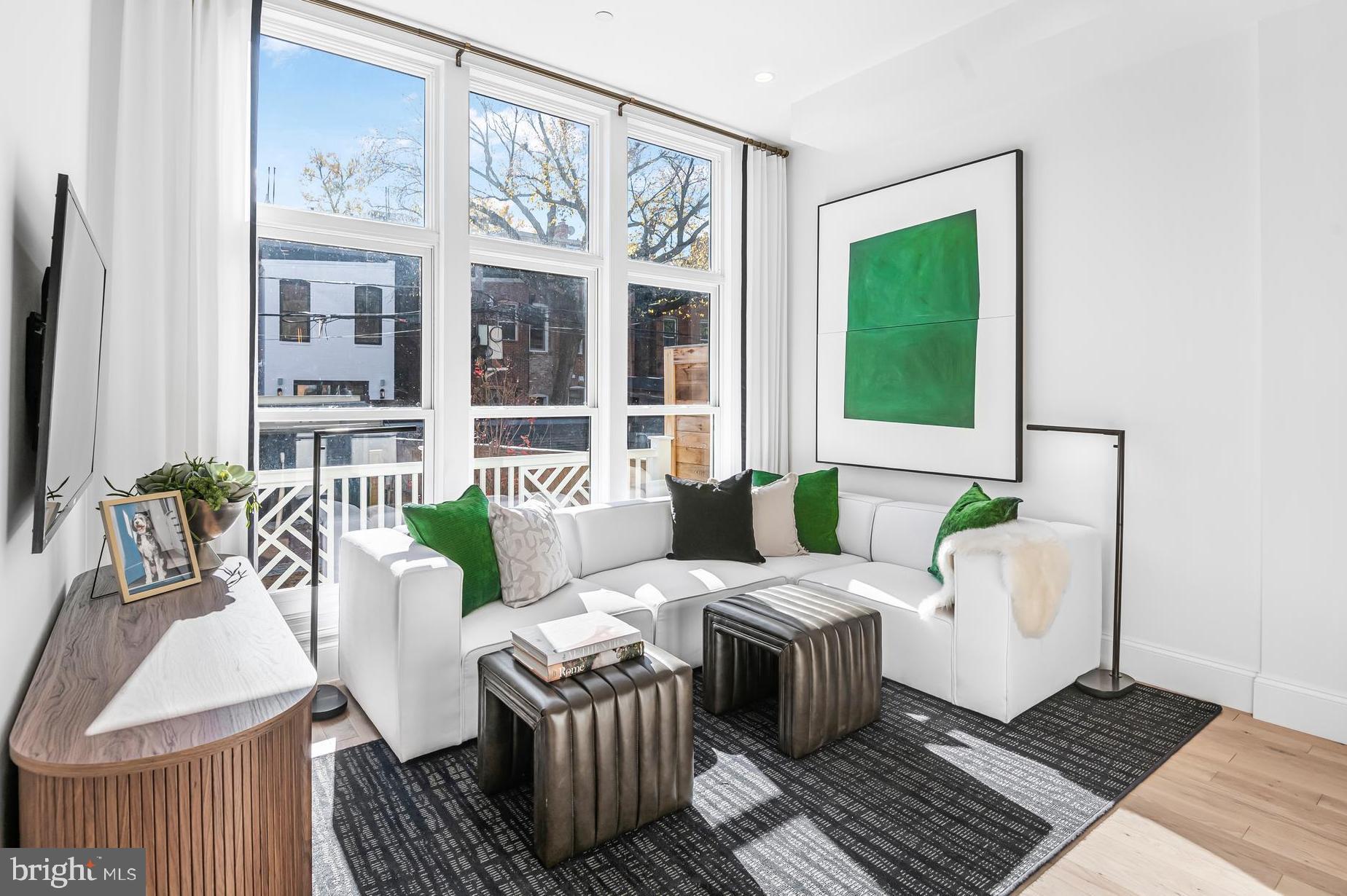 DUPONT CIRCLE - Residential