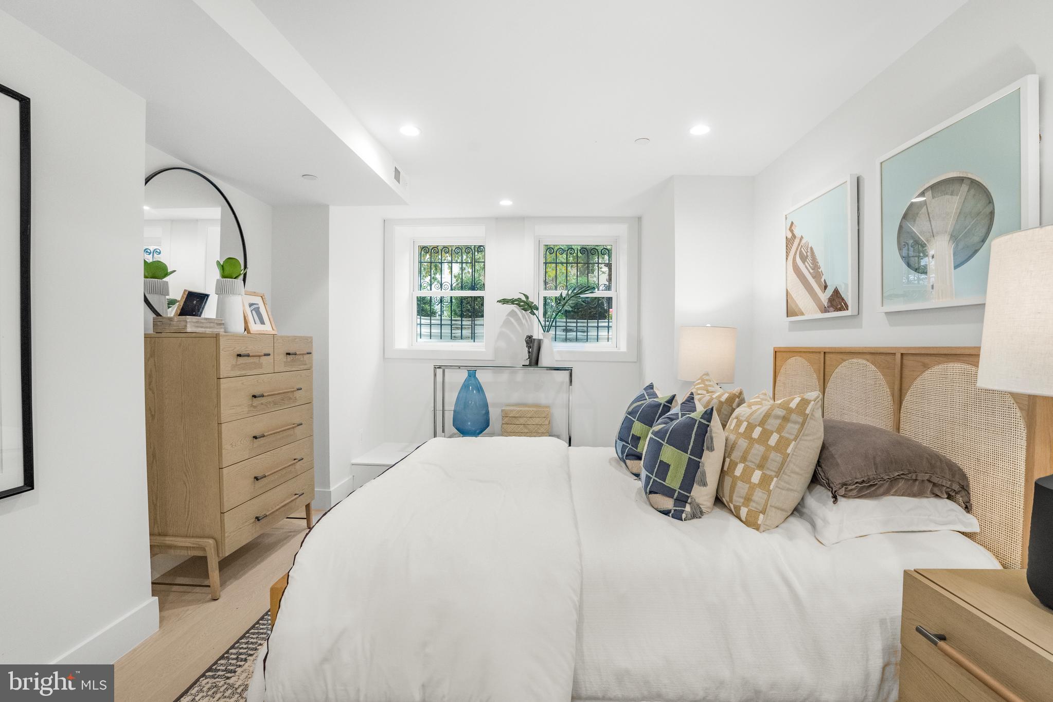DUPONT CIRCLE - Residential