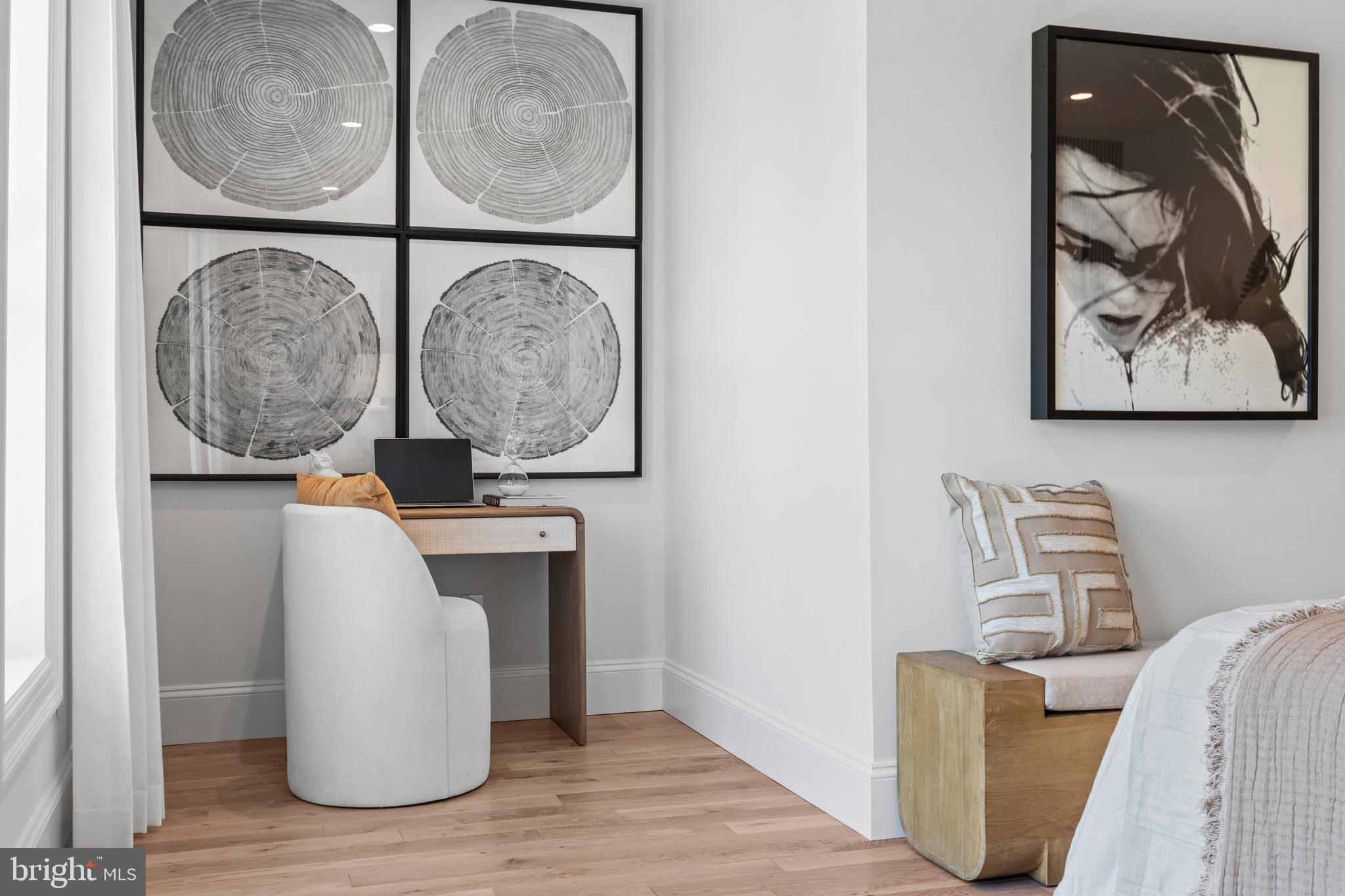 DUPONT CIRCLE - Residential