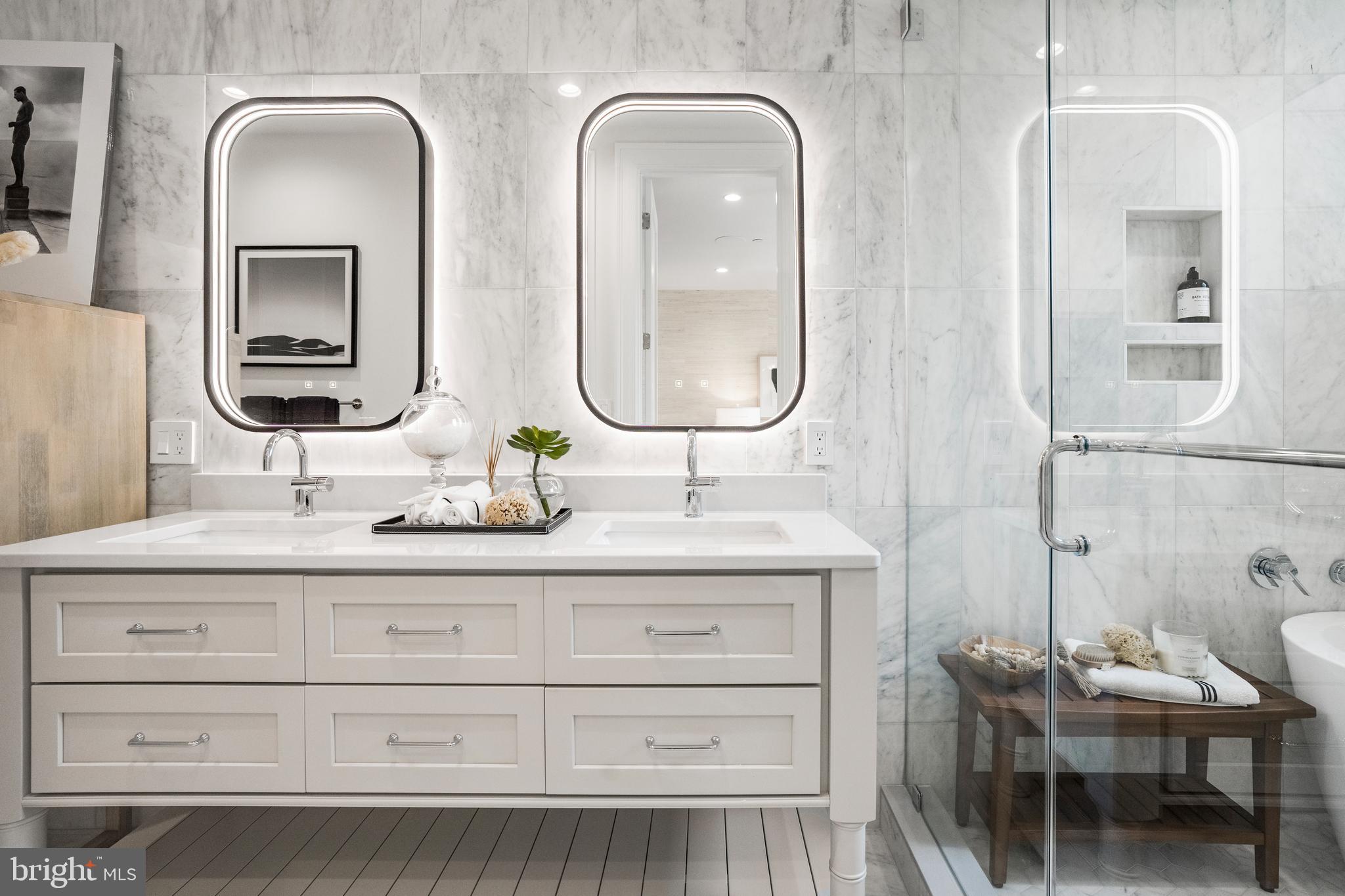 DUPONT CIRCLE - Residential
