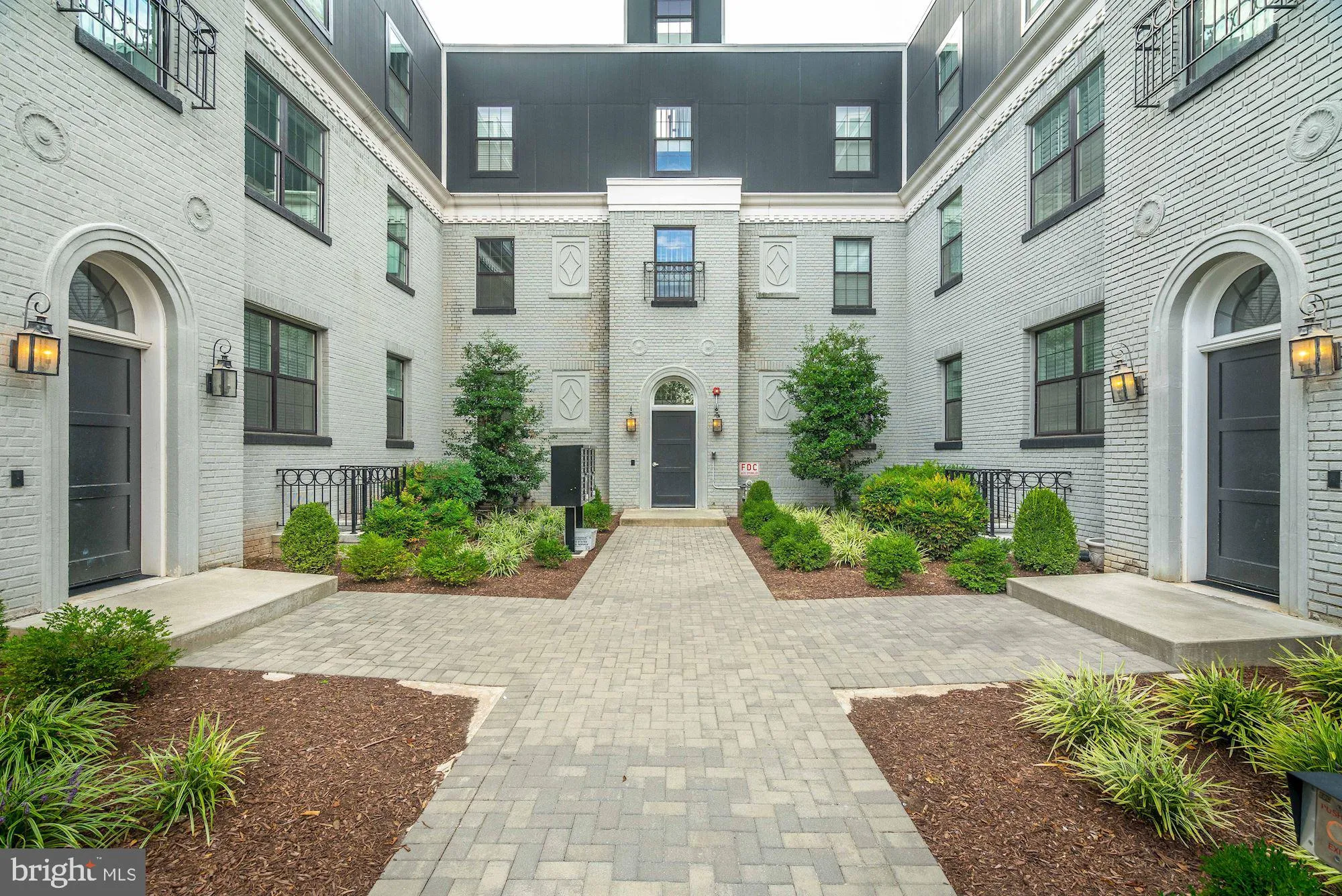 16 17th Street NE Unit 122, Washington, DC 20002