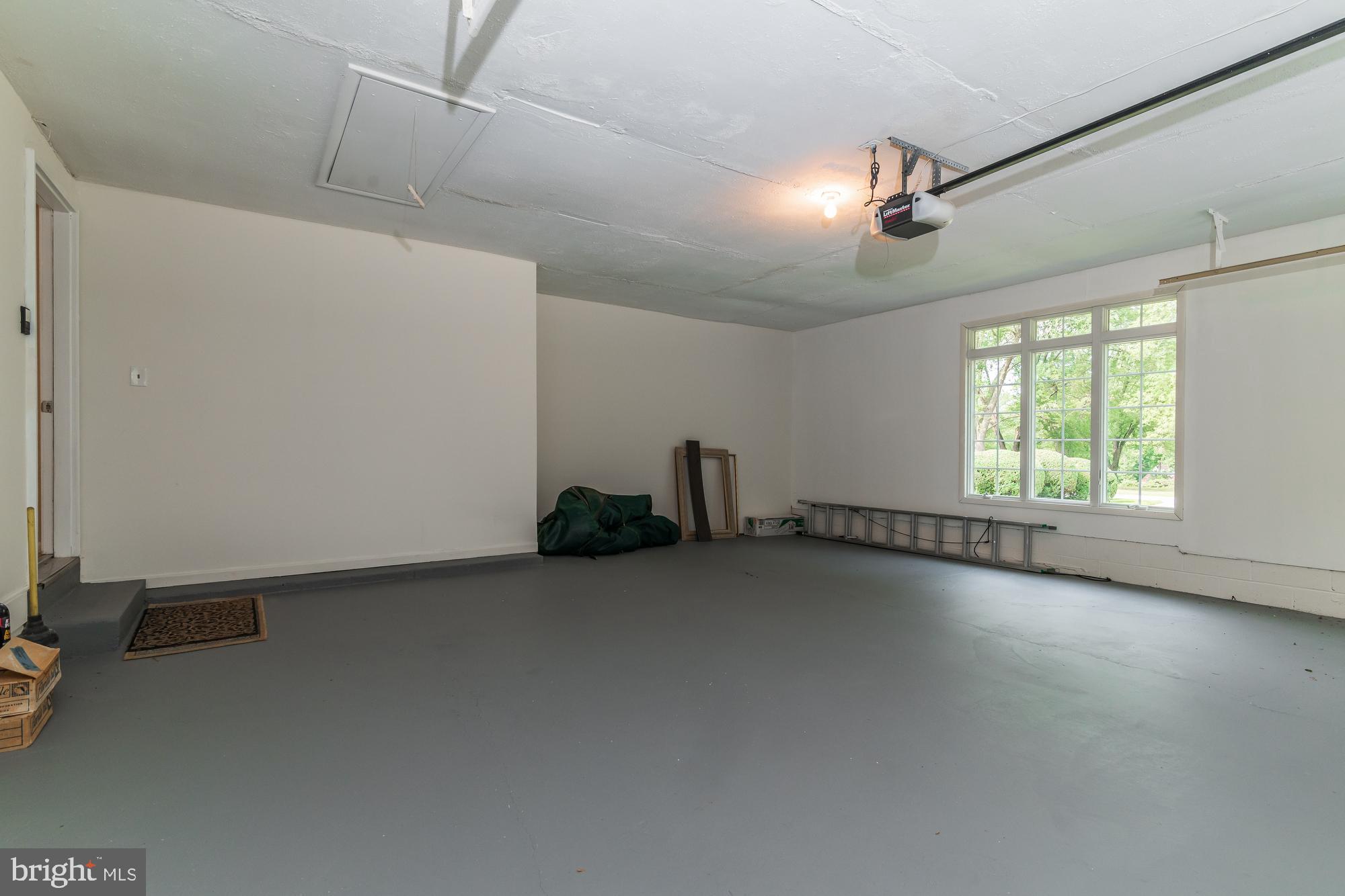 GOSHEN HUNT HILLS - Residential